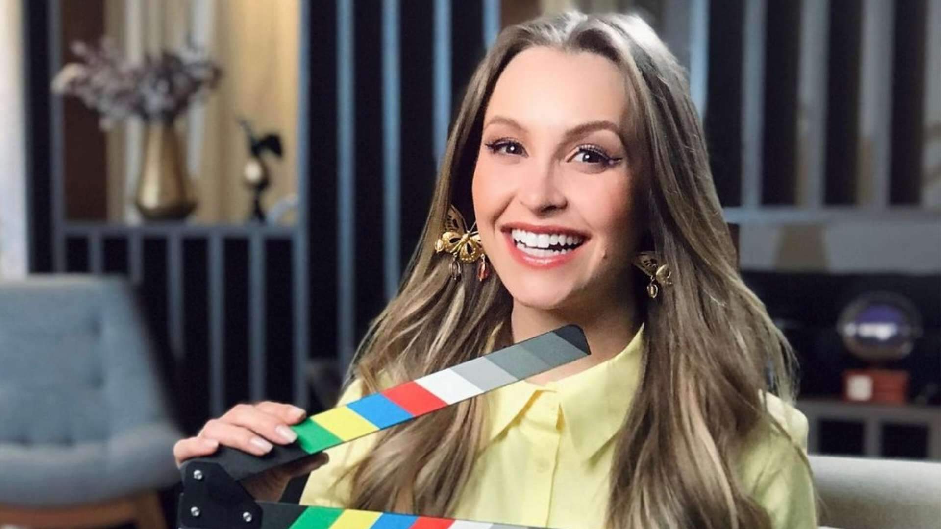 Nostalgia! Carla Diaz leva a web à loucura ao anunciar participação em documentário inusitado - Metropolitana FM