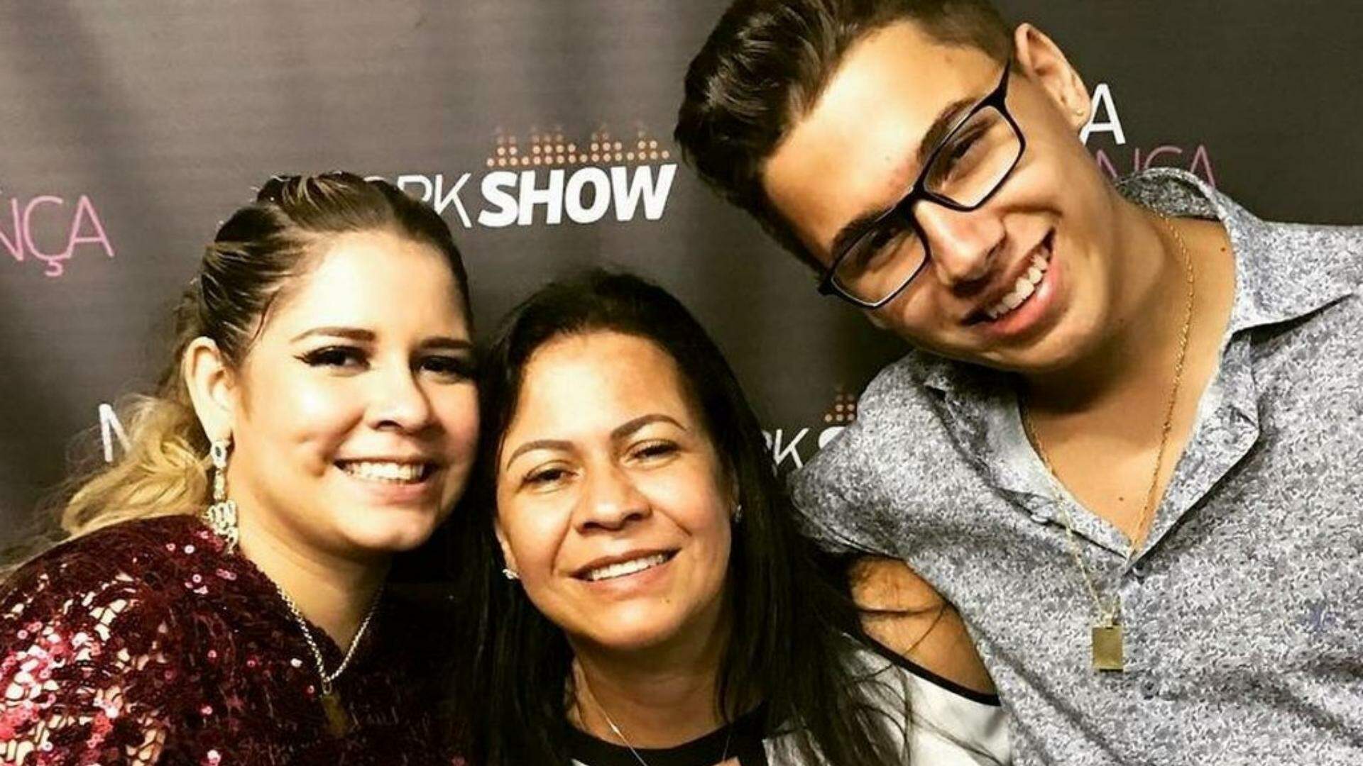 Após fim da dupla, mãe de Marília Mendonça manda recado ao filho João Gustavo: “Levante a cabeça” - Metropolitana FM