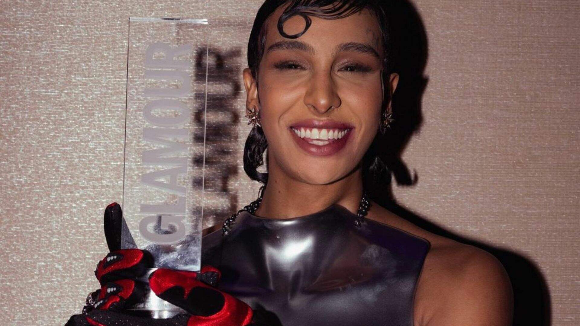 Linn da Quebrada recebe título de “Mulher do Ano” no prêmio Geração Glamour 2022