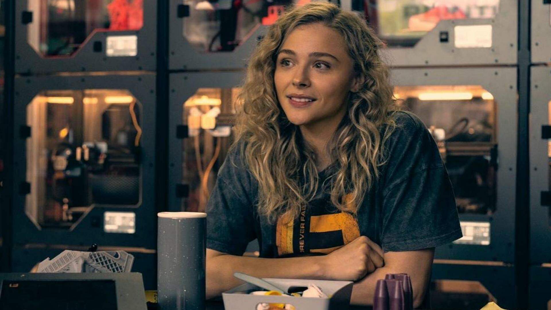 Periféricos: Conheça a nova série do Prime Video com Chloë Grace Moretz - Metropolitana FM