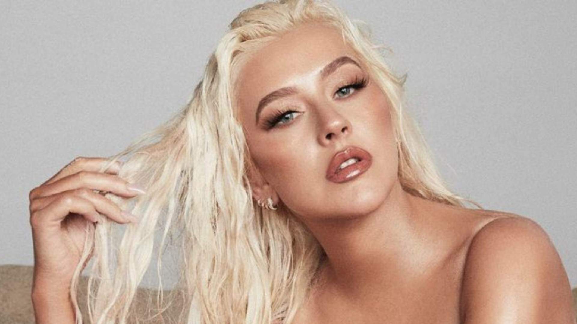 Christina Aguilera comemora aniversário de álbum icônico com postagens especiais