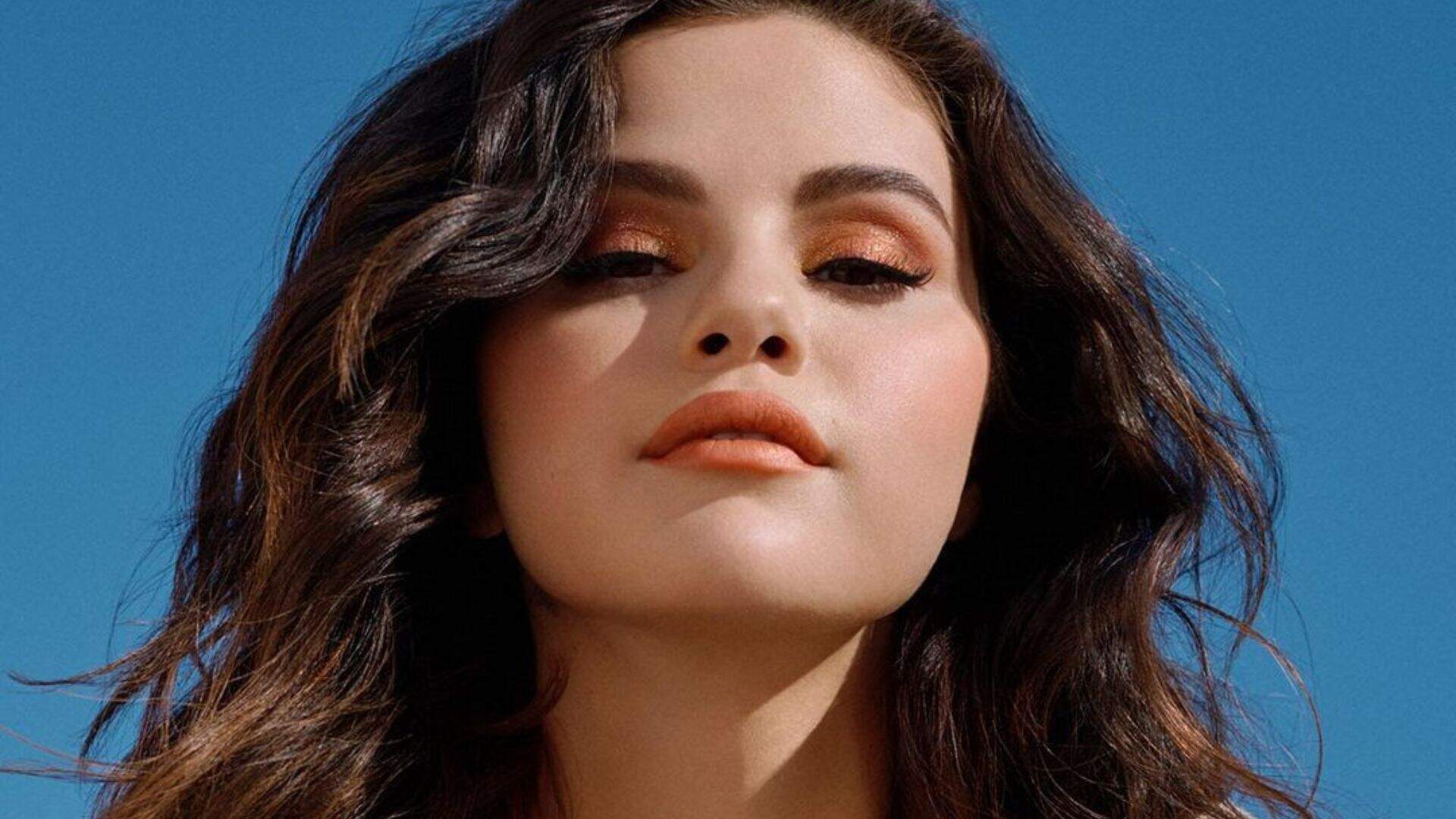 Selena Gomez anuncia que está com Covid-19 e alerta seus fãs