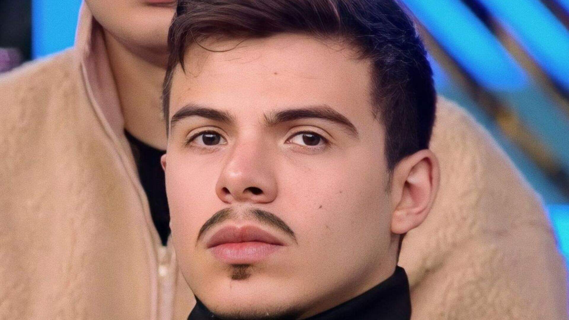 A Fazenda 14: Peão sugere que Thomaz Costa desista do reality: “Quer sair, vai lá e toca o sino” - Metropolitana FM