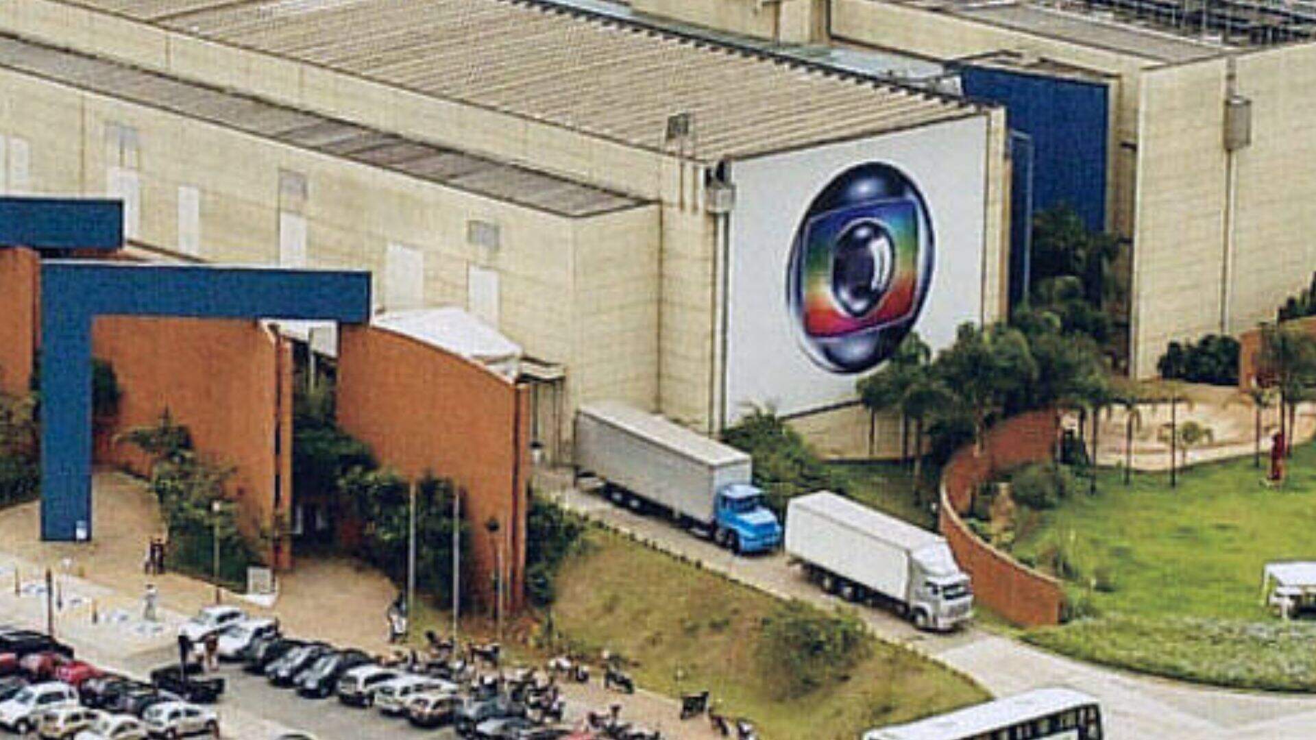 Um ano após saída da Rede Globo, ícone da emissora retorna ao canal e público reage à novidade