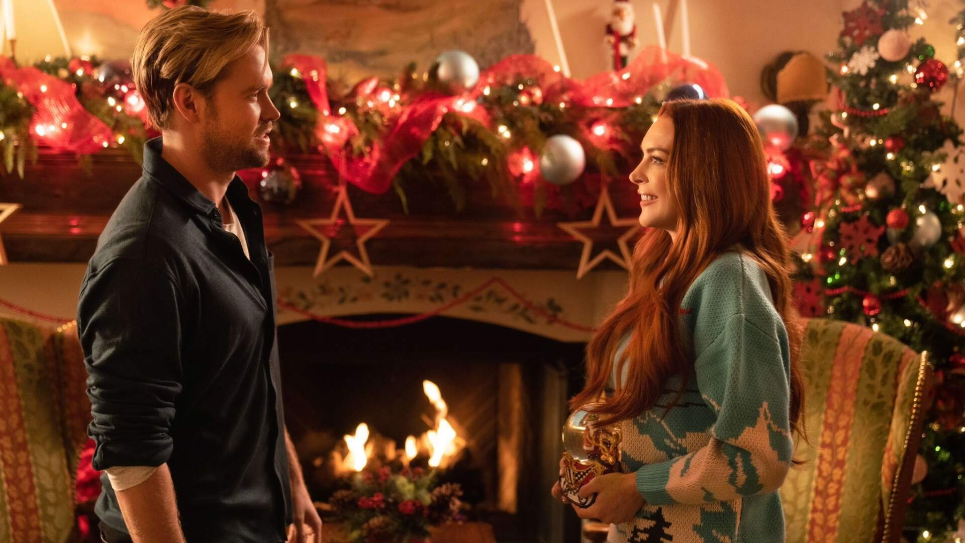 Uma Quedinha de Natal: Comédia romântica aquece corações dos fãs com retorno de Lindsay Lohan
