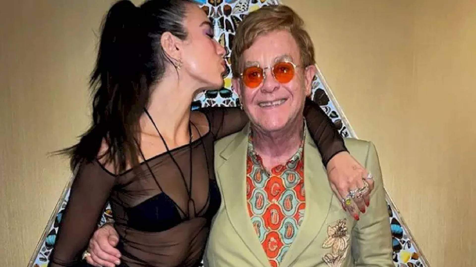 Dua Lipa faz performance surpresa de hit famoso com Elton John durante show e fãs vão à loucura - Metropolitana FM