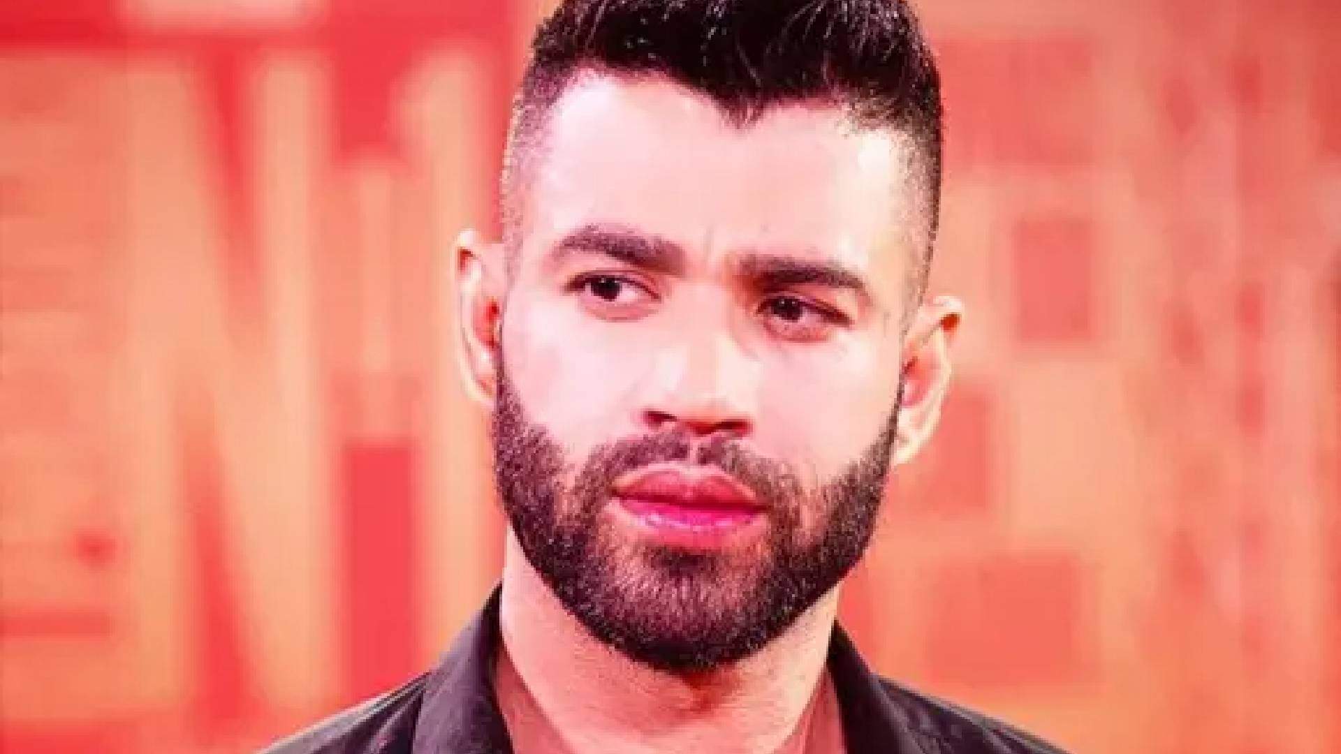 Gusttavo Lima tem reação incomum após ser atingido por objeto inusitado durante show e cena viraliza - Metropolitana FM