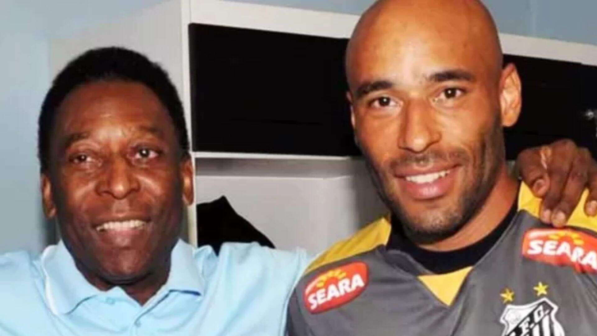 Edson Cholbi, filho de Pelé, compartilha foto rara com pai: “Força, meu pai”