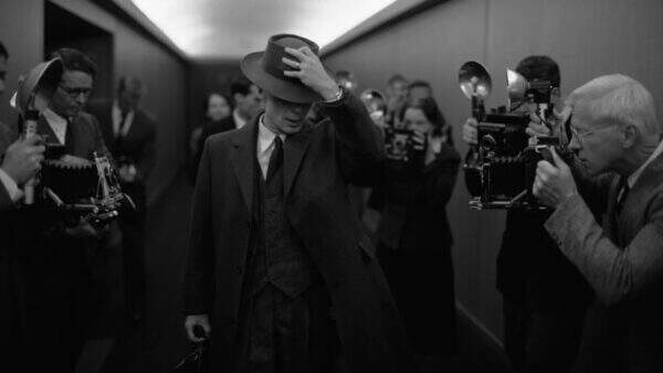 Oppenheimer: Drama biográfico de Christopher Nolan ganha trailer inédito; confira
