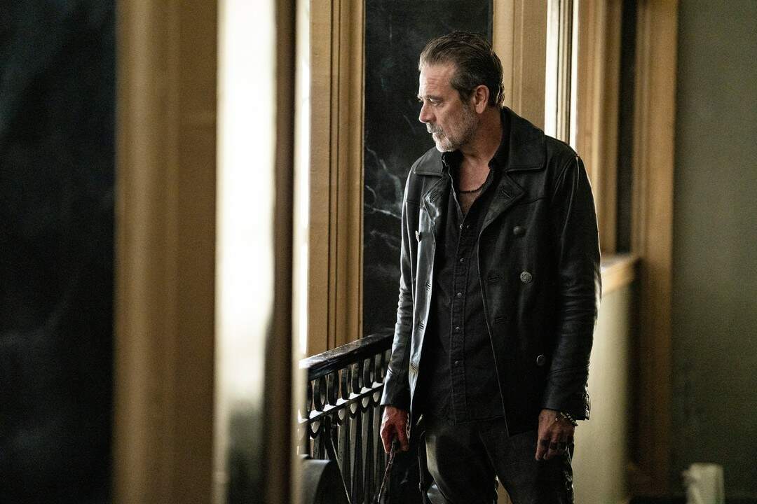 Jeffrey Dean Morgan como Negan em Dead City. (Foto: AMC)