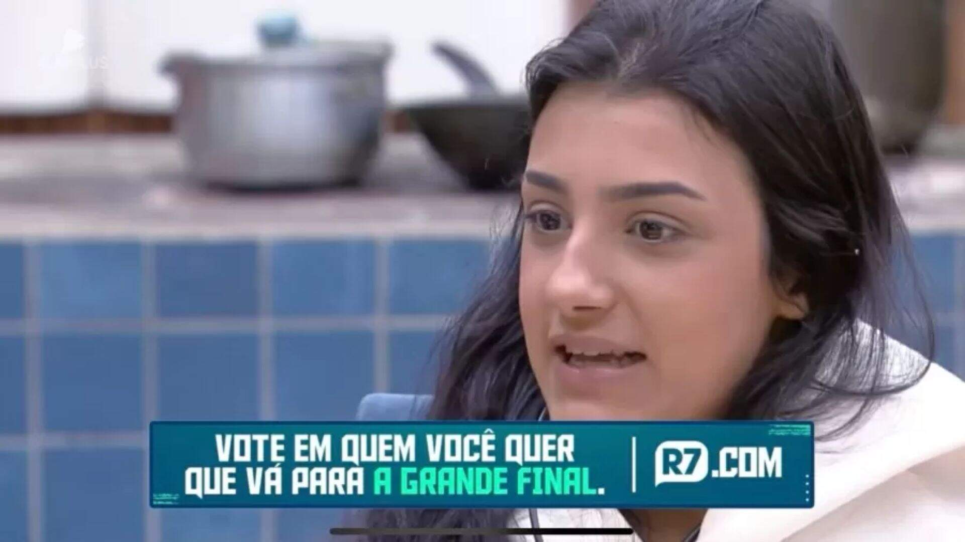 A Fazenda: Babado! Bia Miranda cita início do namoro e revela o inesperado: “Ficava com o irmão” - Metropolitana FM