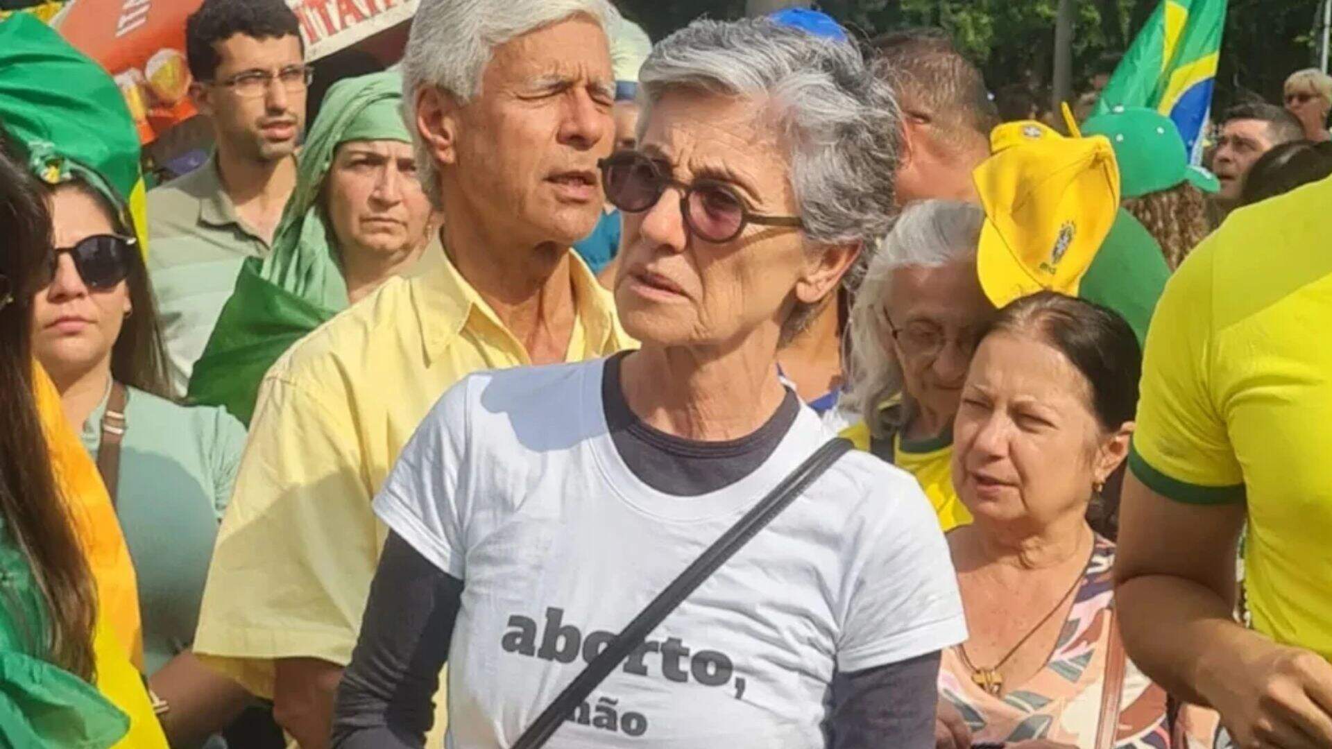 Cássia Kis acredita que “esquerdistas infiltrados” atuaram em ataque ao Congresso Nacional - Metropolitana FM