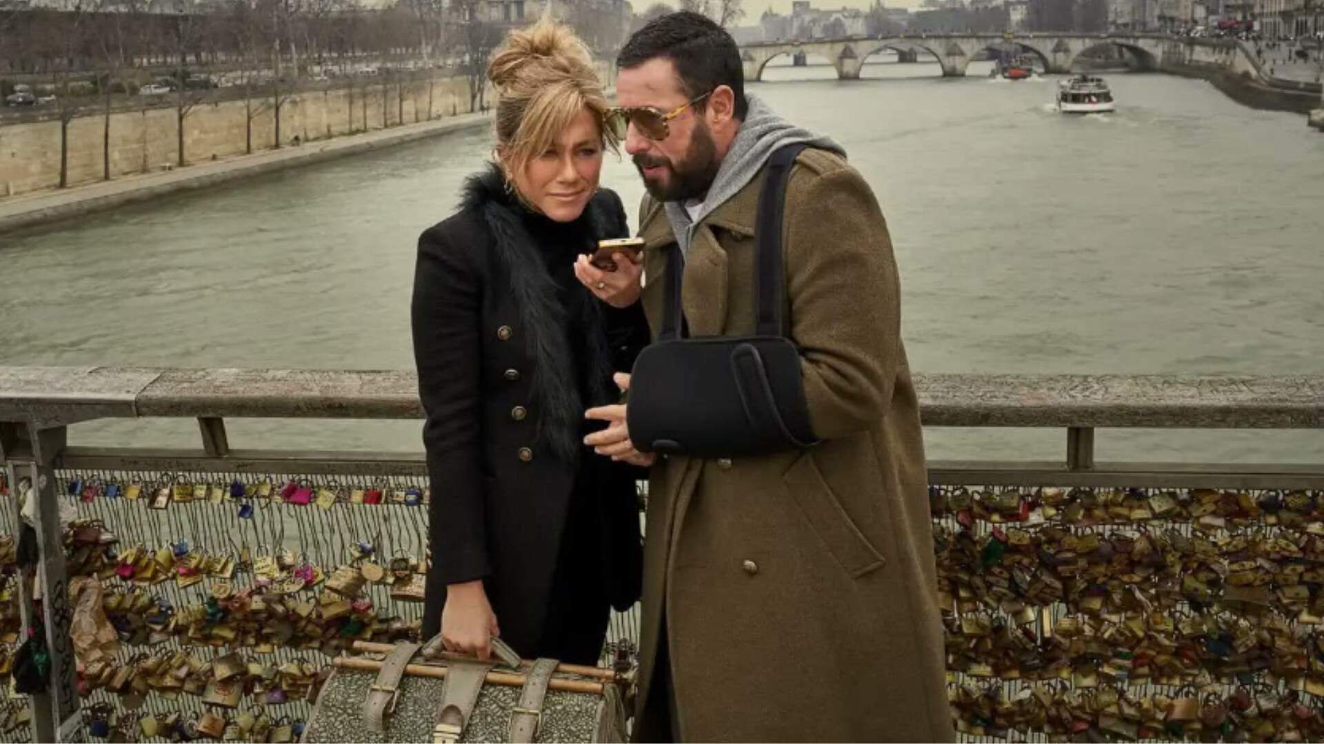 Mistério em Paris: Longa protagonizado por Adam Sandler e Jennifer Aniston ganha trailer da Netflix - Metropolitana FM