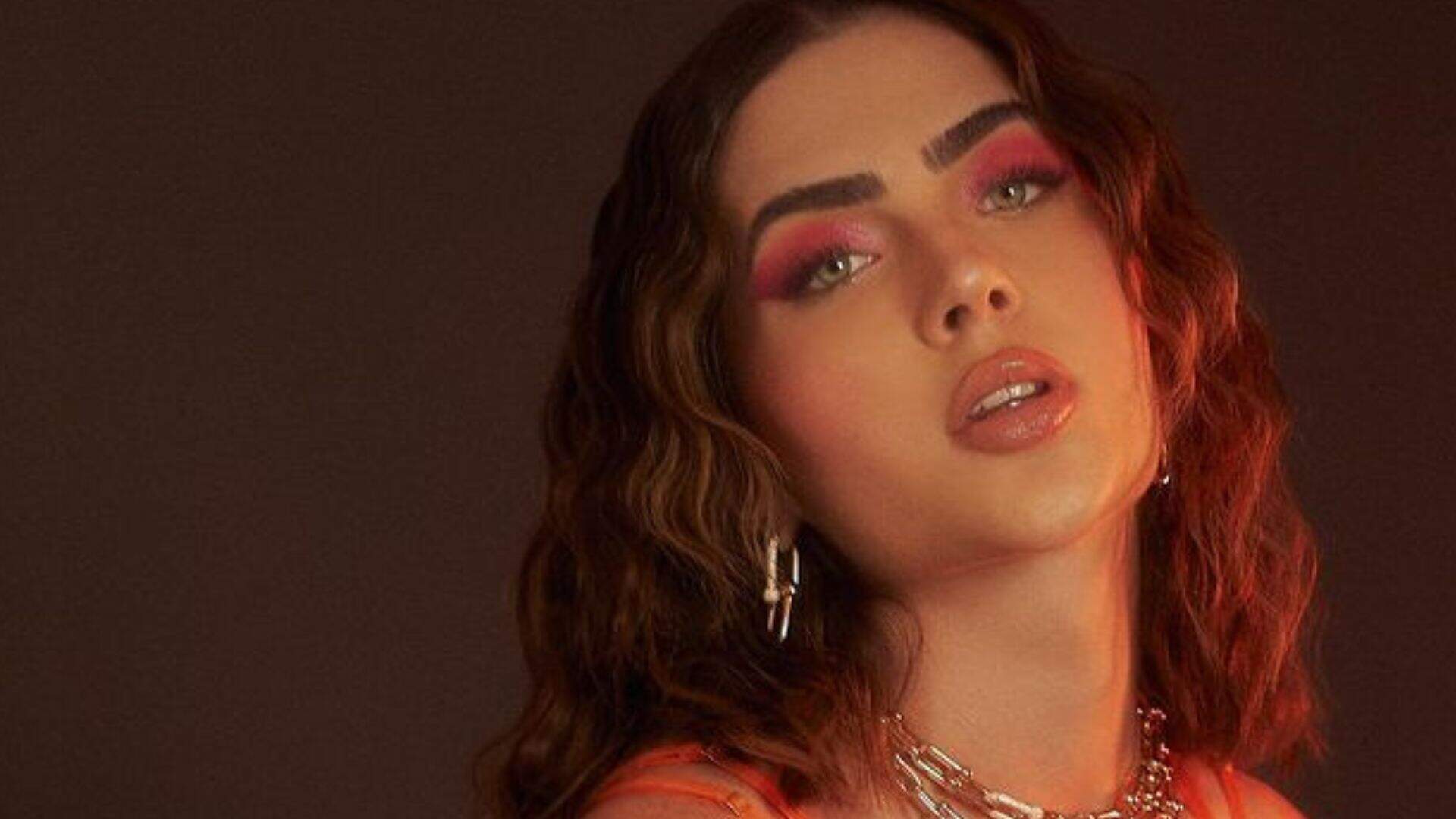 Com look inspirado em fadas, Jade Picon acaba deixando parte do bumbum sair: “Bem pouquinho” - Metropolitana FM