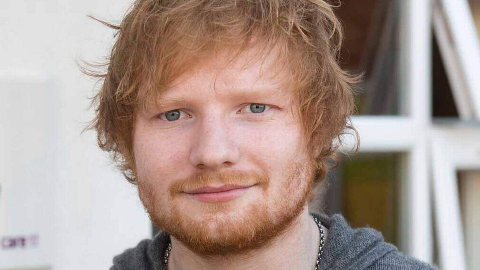 Ed Sheeran recorda suas piores lembranças ao fazer revelações dramáticas de sua vida pessoal - Metropolitana FM