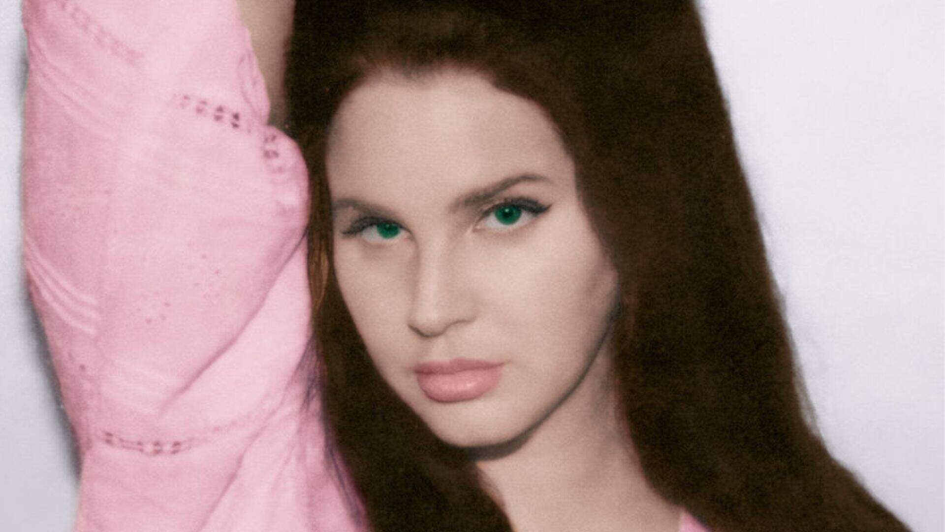 Bem intimista, Lana Del Rey lança seu nono álbum com 16 faixas inéditas e várias colaborações - Metropolitana FM
