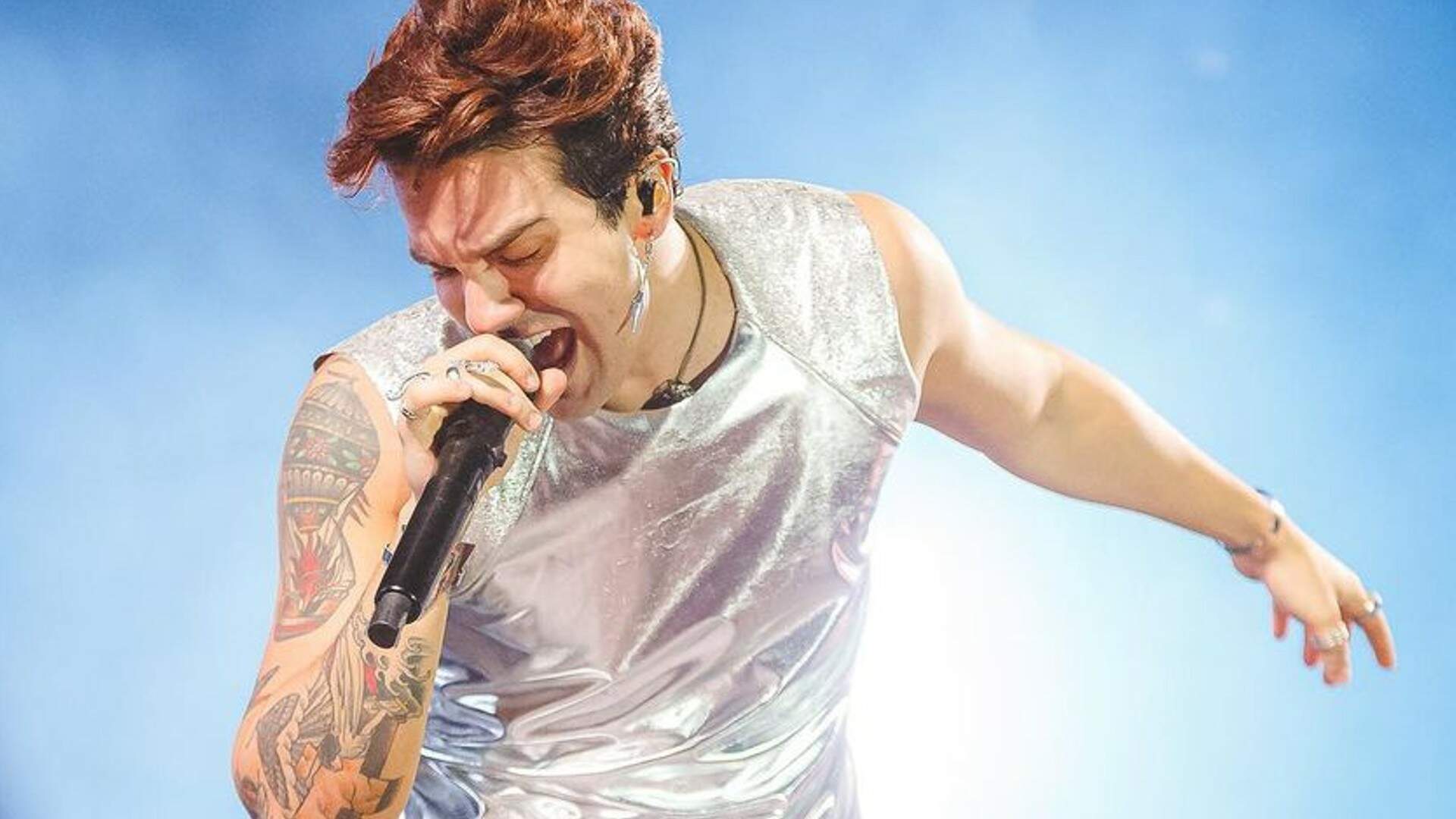 Luan Santana se surpreende com atitude de fãs em seu primeiro show pós-gravação do novo DVD - Metropolitana FM