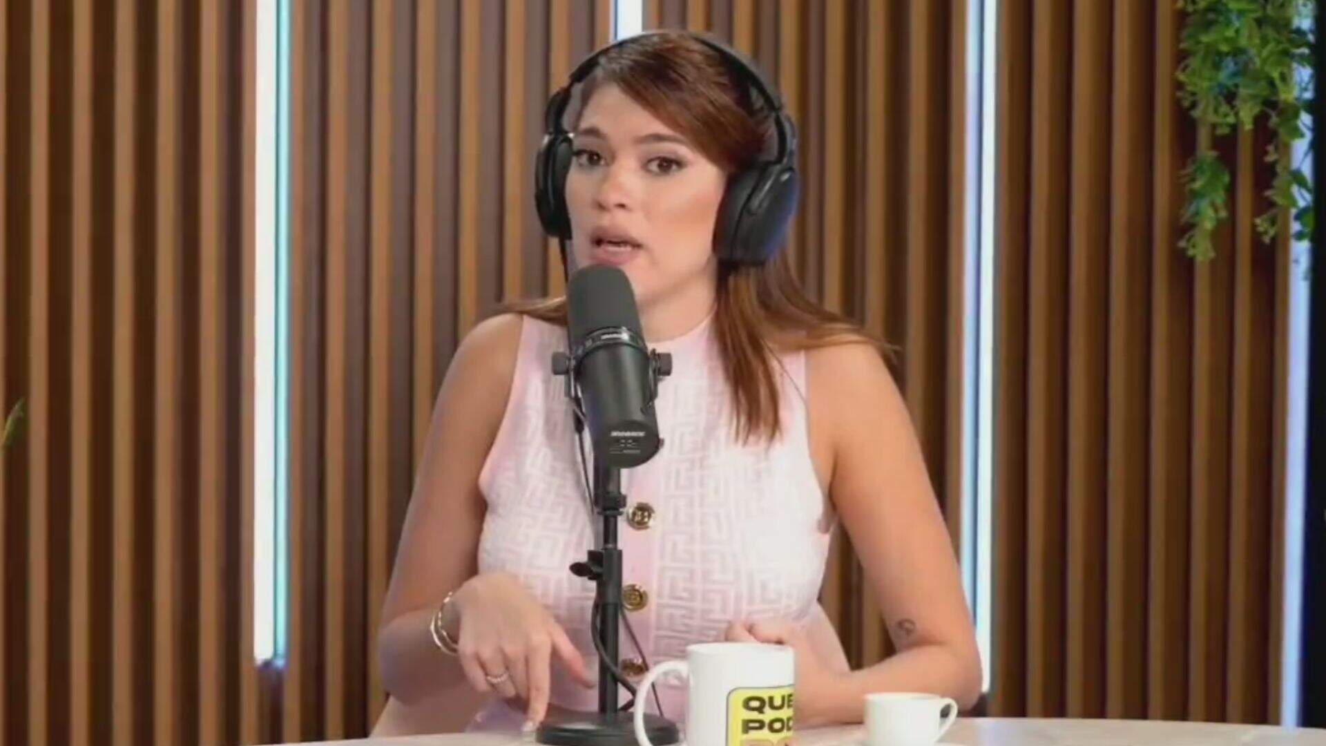Ana Clara esclarece dúvida de público sobre intervalo na eliminação de Karol Conká: “Óbvio” - Metropolitana FM