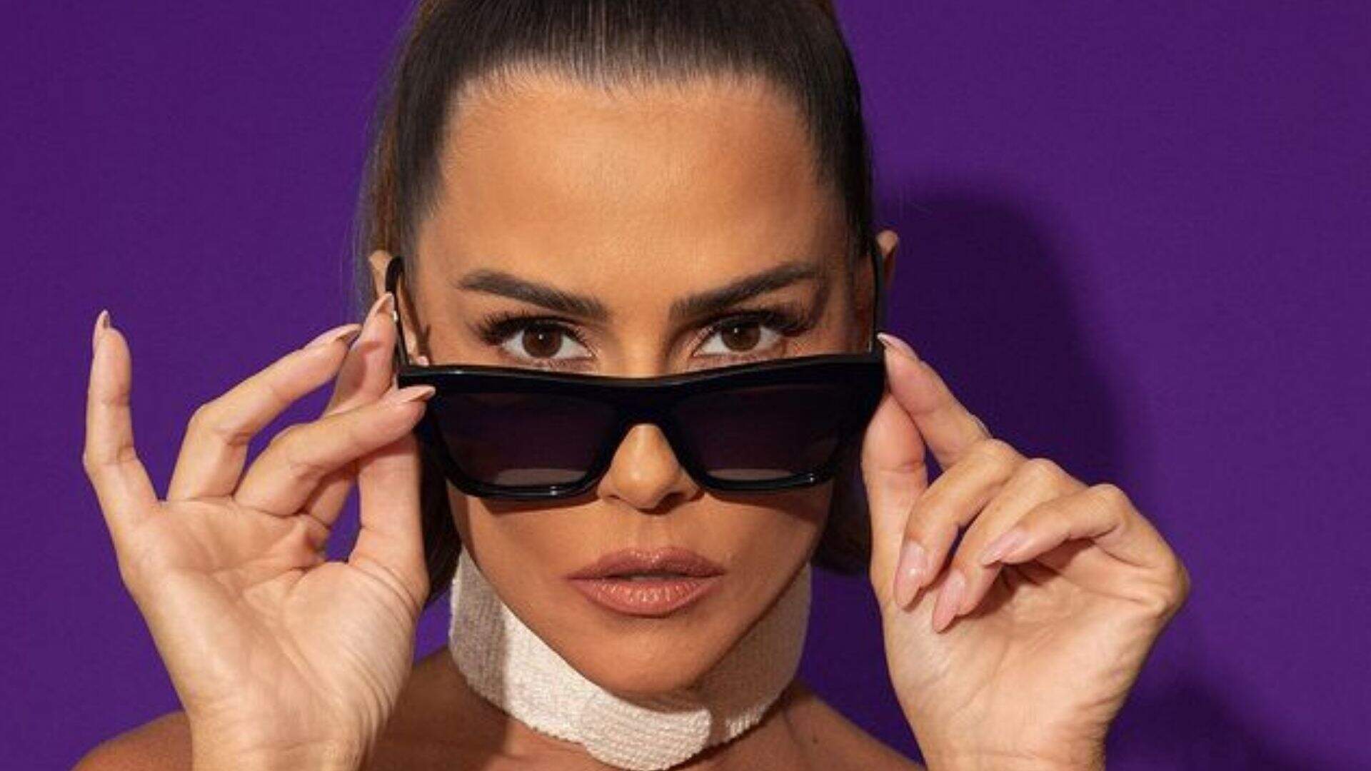 Só de sutiã, Deborah Secco faz ensaio quentíssimo com marido e dá ‘lambidinha’ no corpo - Metropolitana FM