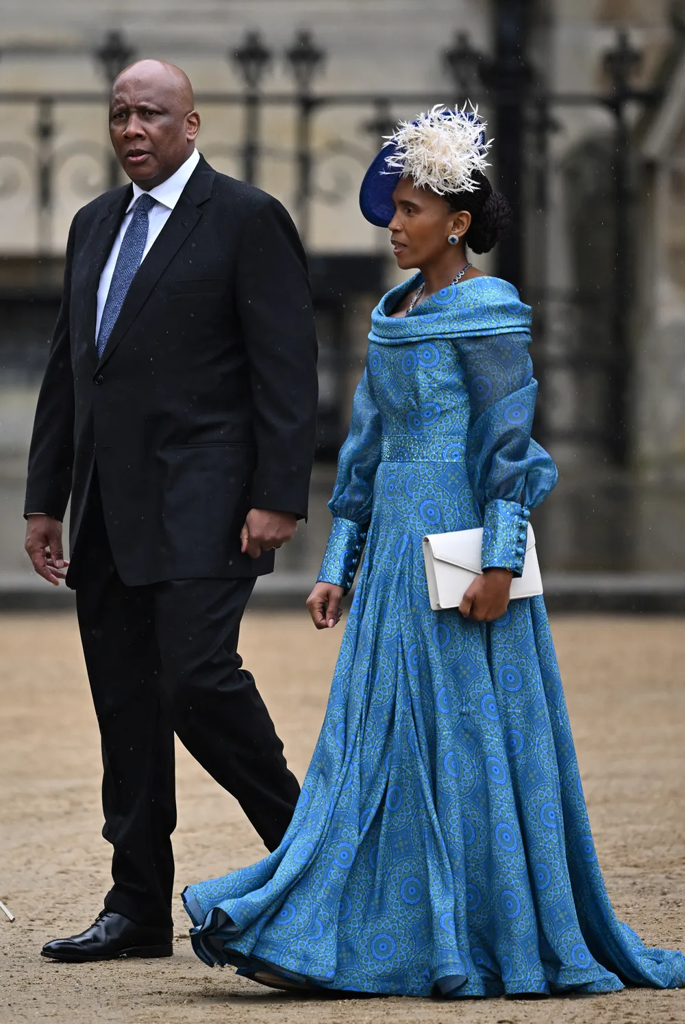 O rei Letsie, do Lesoto, e a rainha Masenate Mohato Seeiso antes da cerimônia de coroação do rei Charles III 