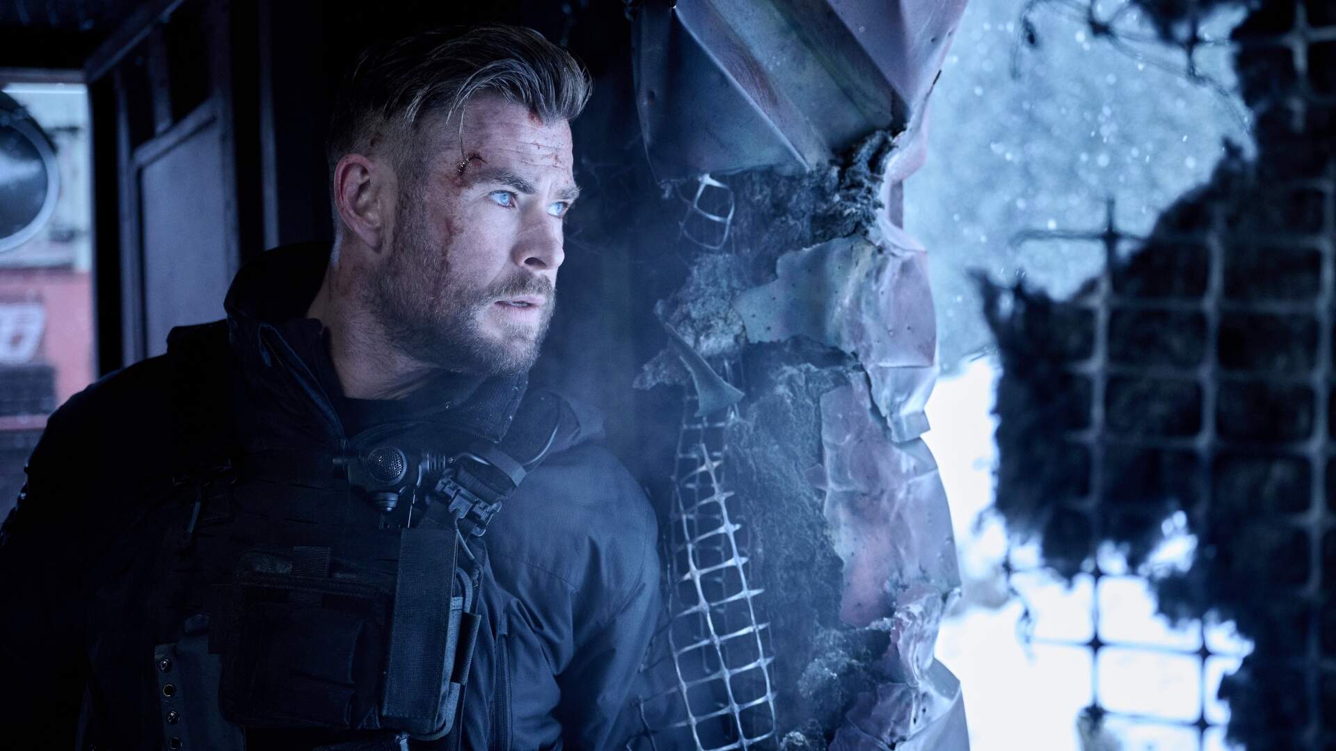 Resgate 2: Netflix divulga trailer de sequência protagonizada por Chris Hemsworth - Metropolitana FM