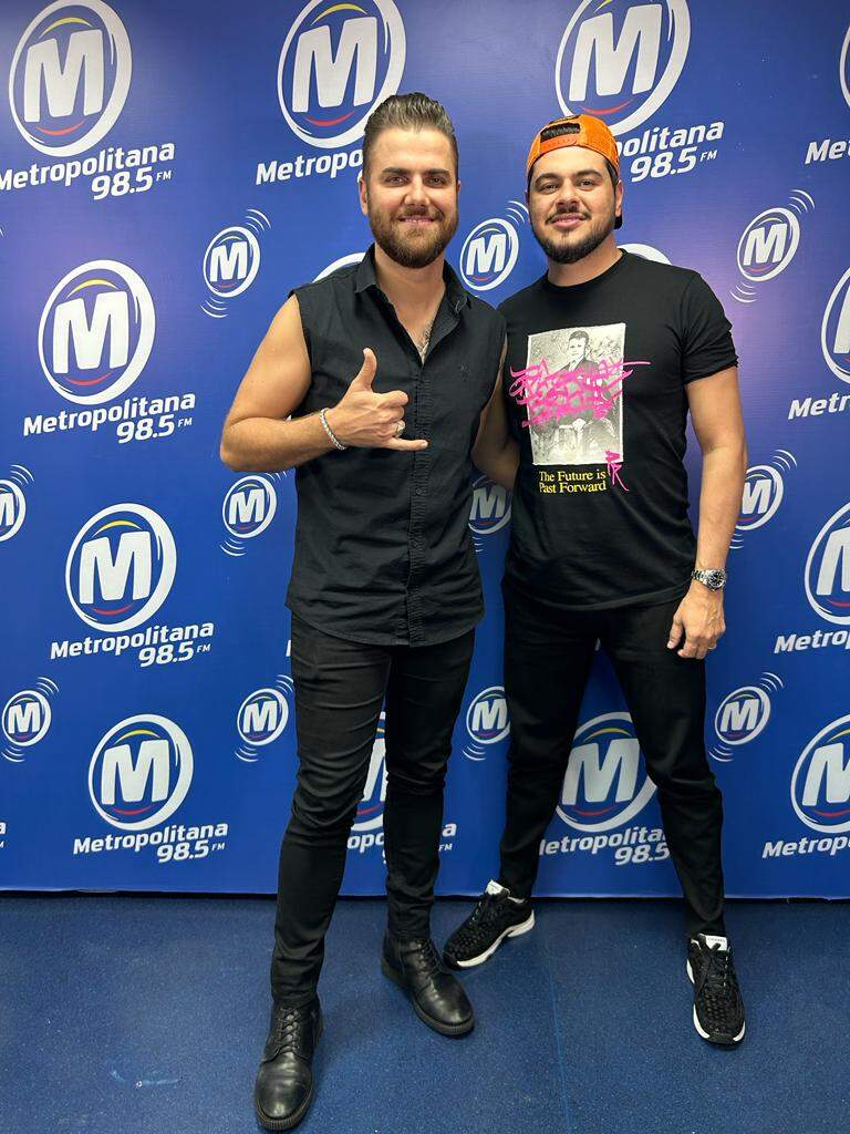 Zé Neto e Cristiano na Metropolitana (Foto: Rodrigo Warzee / Metropolitana)