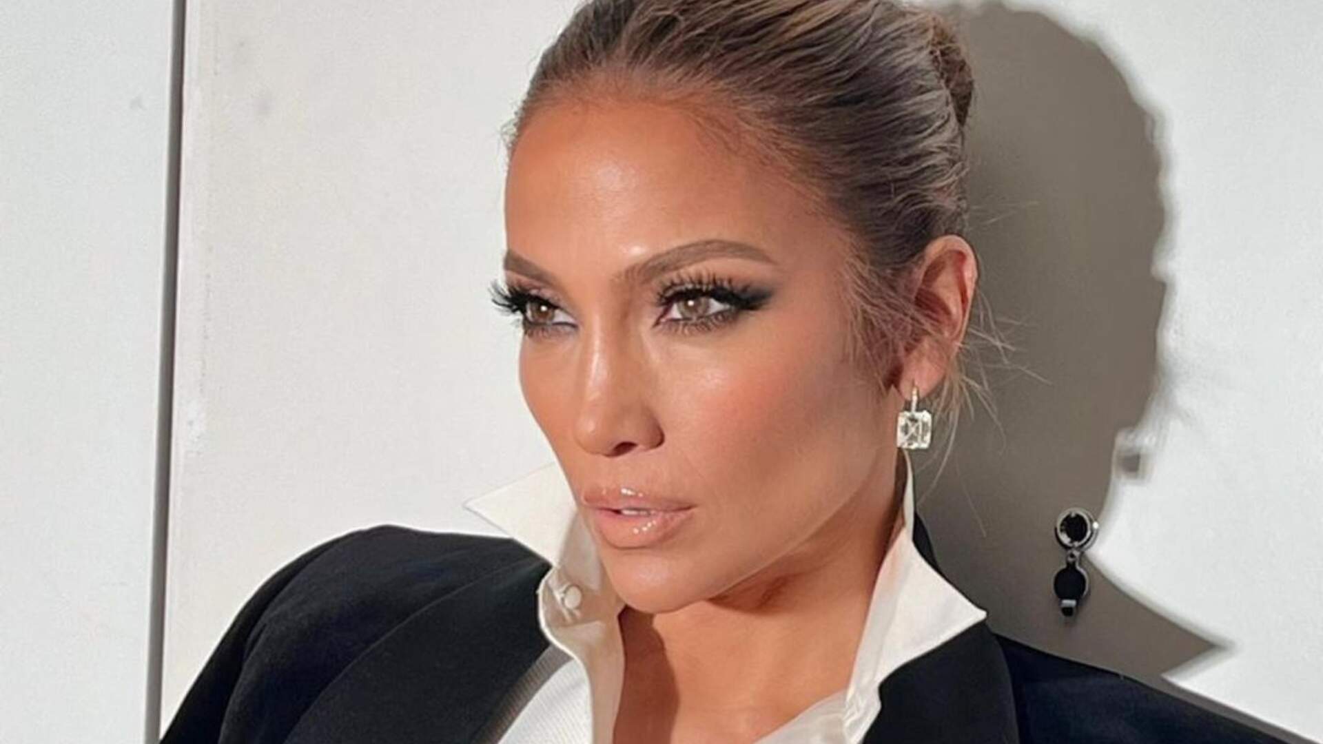 Jennifer Lopez é uma atriz e cantora norte-americana.