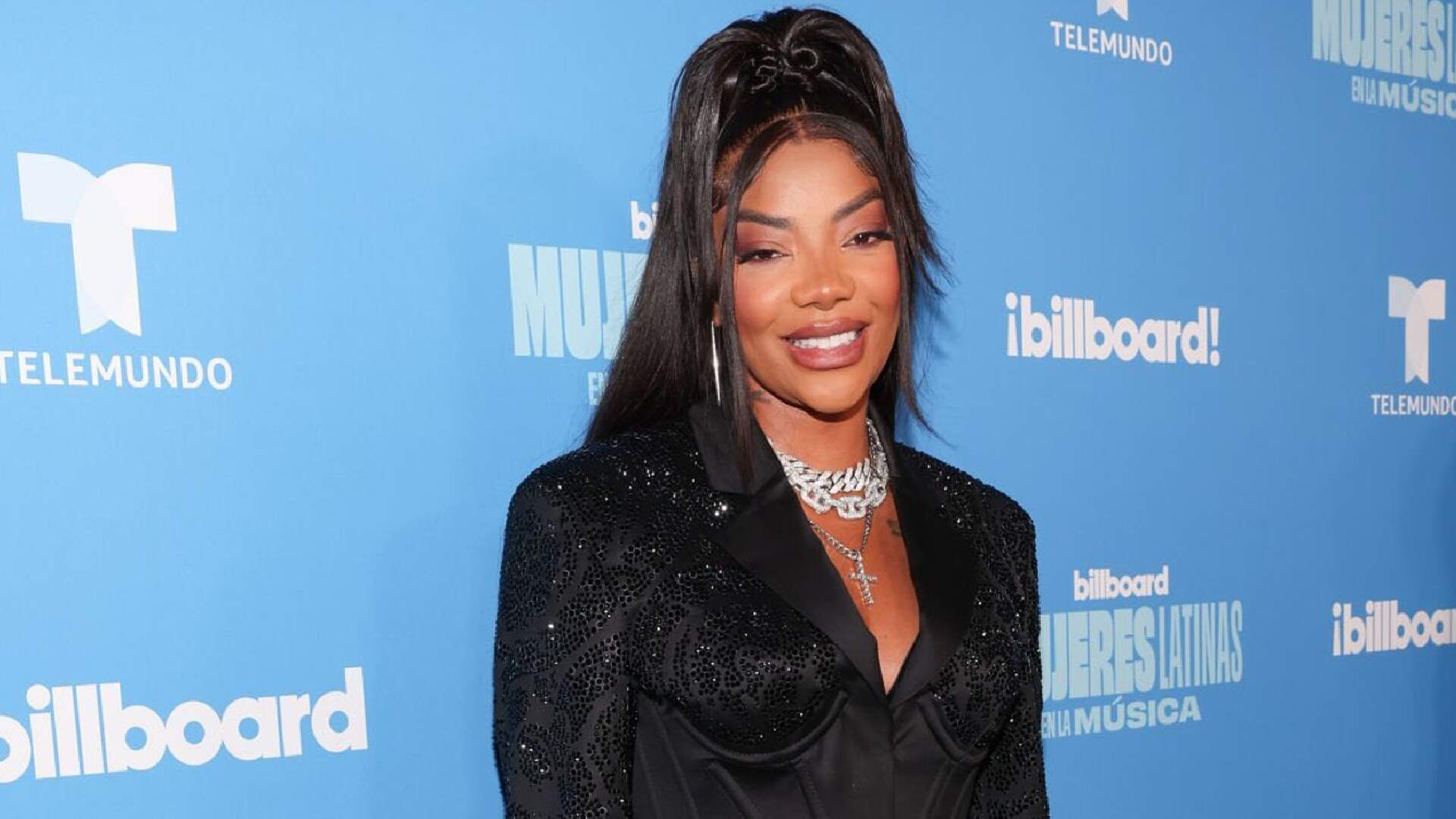 Em evento musical da Billboard, Ludmilla é tietada por famosa diva latina internacional - Metropolitana FM