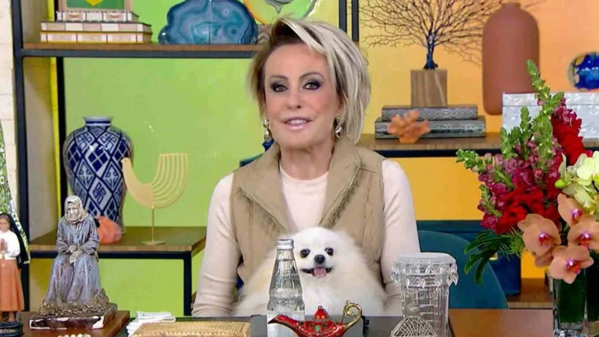 Grávida? Ana Maria faz revelação inusitada ao vivo e deixa Louro Mané chocado: “Um irmãozinho”