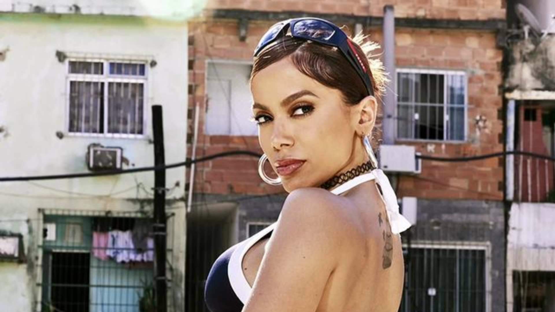 Fez a calcinha sumir: Anitta divulga cliques proibidos dos bastidores de ‘Funk Rave’ e choca a web - Metropolitana FM