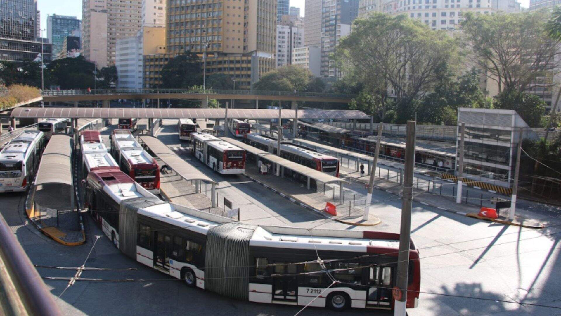 Escândalo no transporte público: Empresas de ônibus sofrem penalidades drásticas e motivo é exposto
