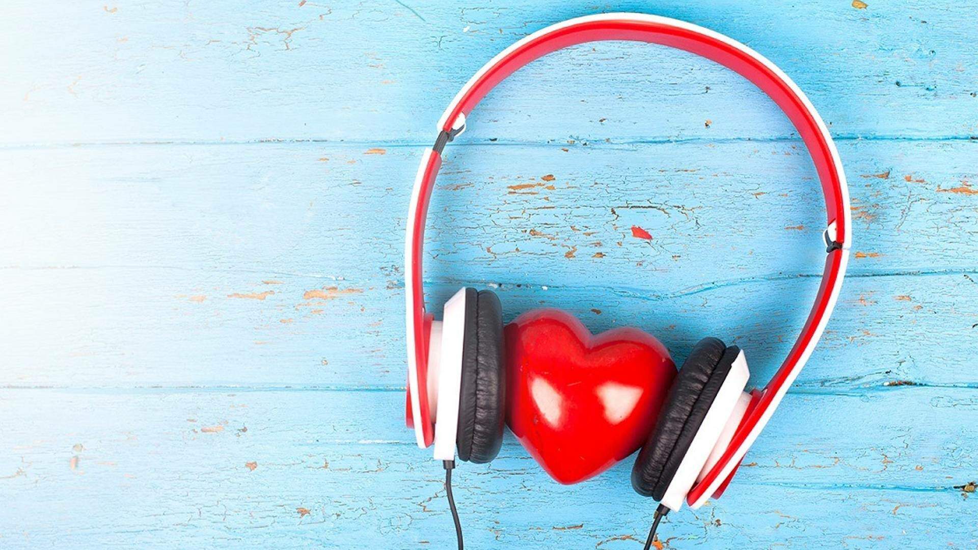 Dia dos Namorados: confira a playlist com as músicas mais românticas de todos os tempos para escutar ao lado do mozão! - Metropolitana FM