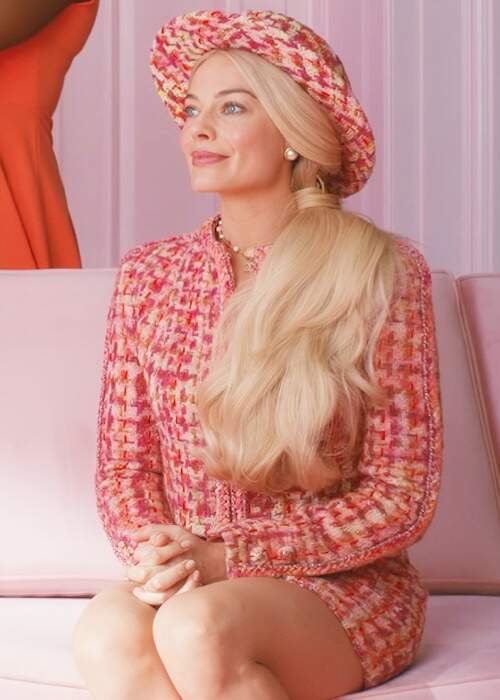 Margot Robbie em 'Barbie' (Foto: Reprodução/Facebook)