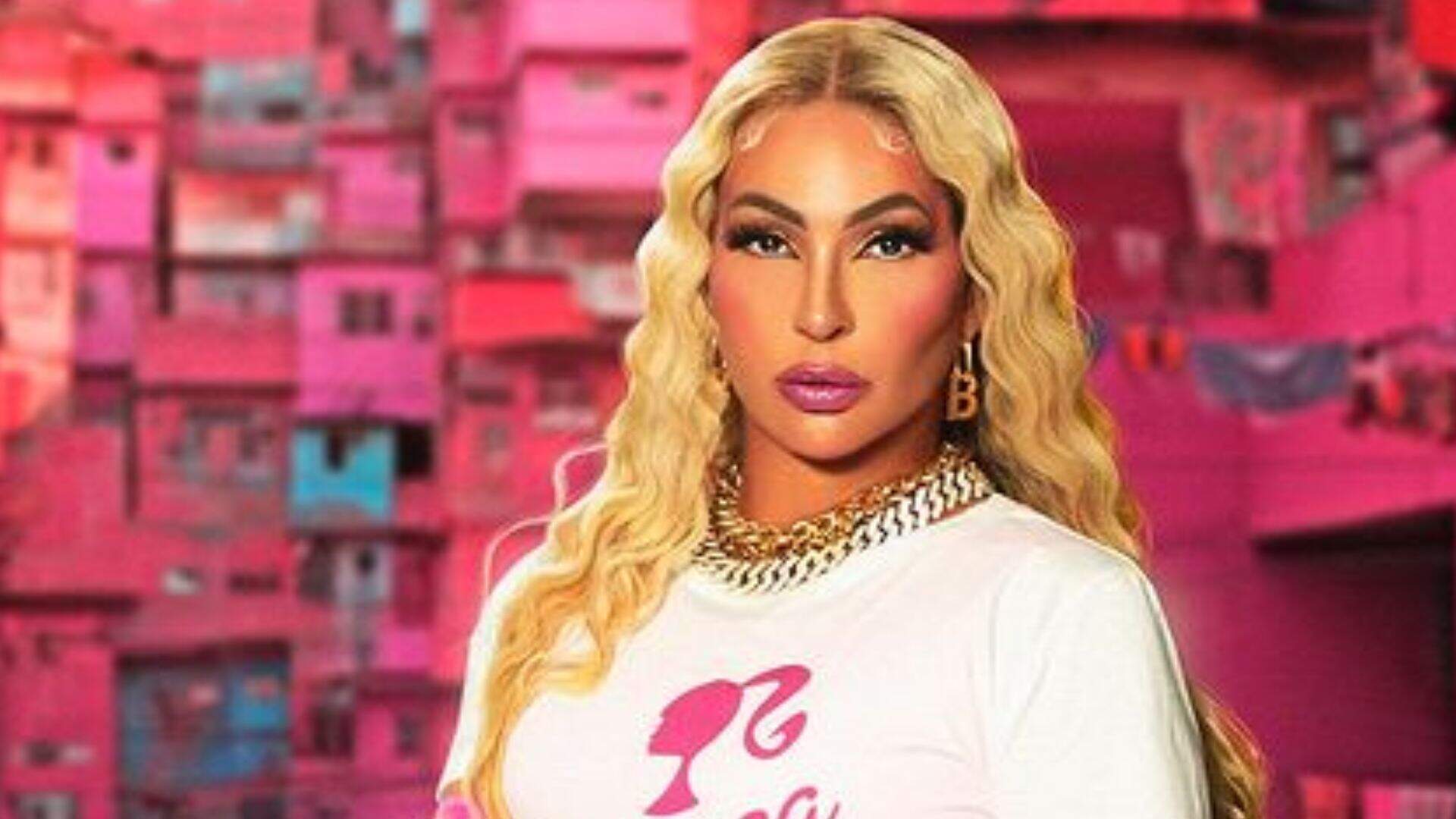 Valesca Popozuda coloca calcinha rosa e mostra coxas turbinadas para provar que é ‘Barbie da favela’ - Metropolitana FM