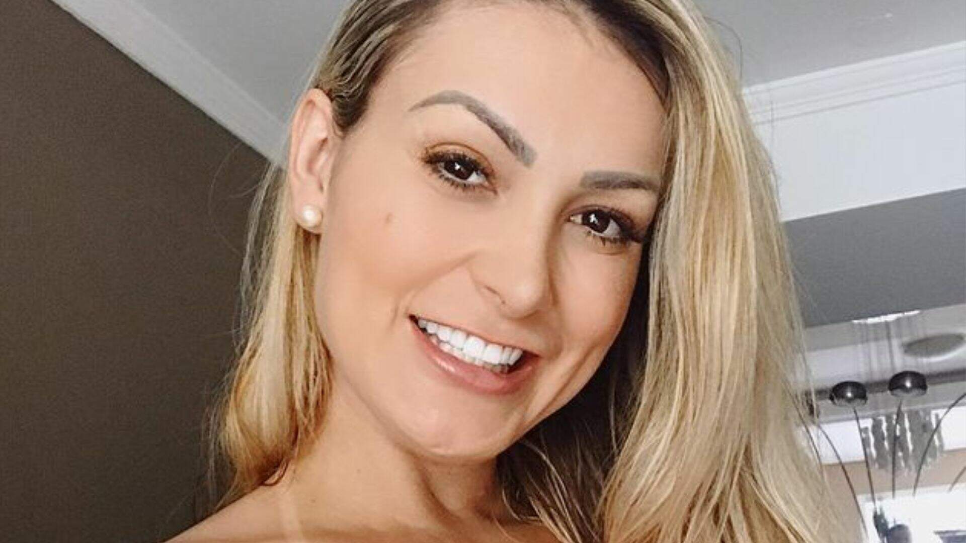 5 fotos mais polêmicas que Andressa Urach postou com seu retorno ao conteúdo adulto: “Mostrando a tabaca” - Metropolitana FM