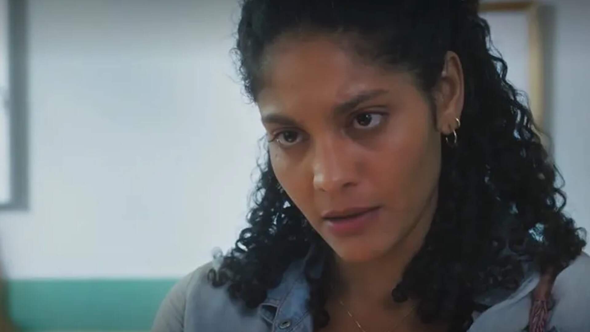 Terra e Paixão: Acabou a festa? Aline pega Gladys de surpresa com aviso inusitado sobre Enzo - Metropolitana FM