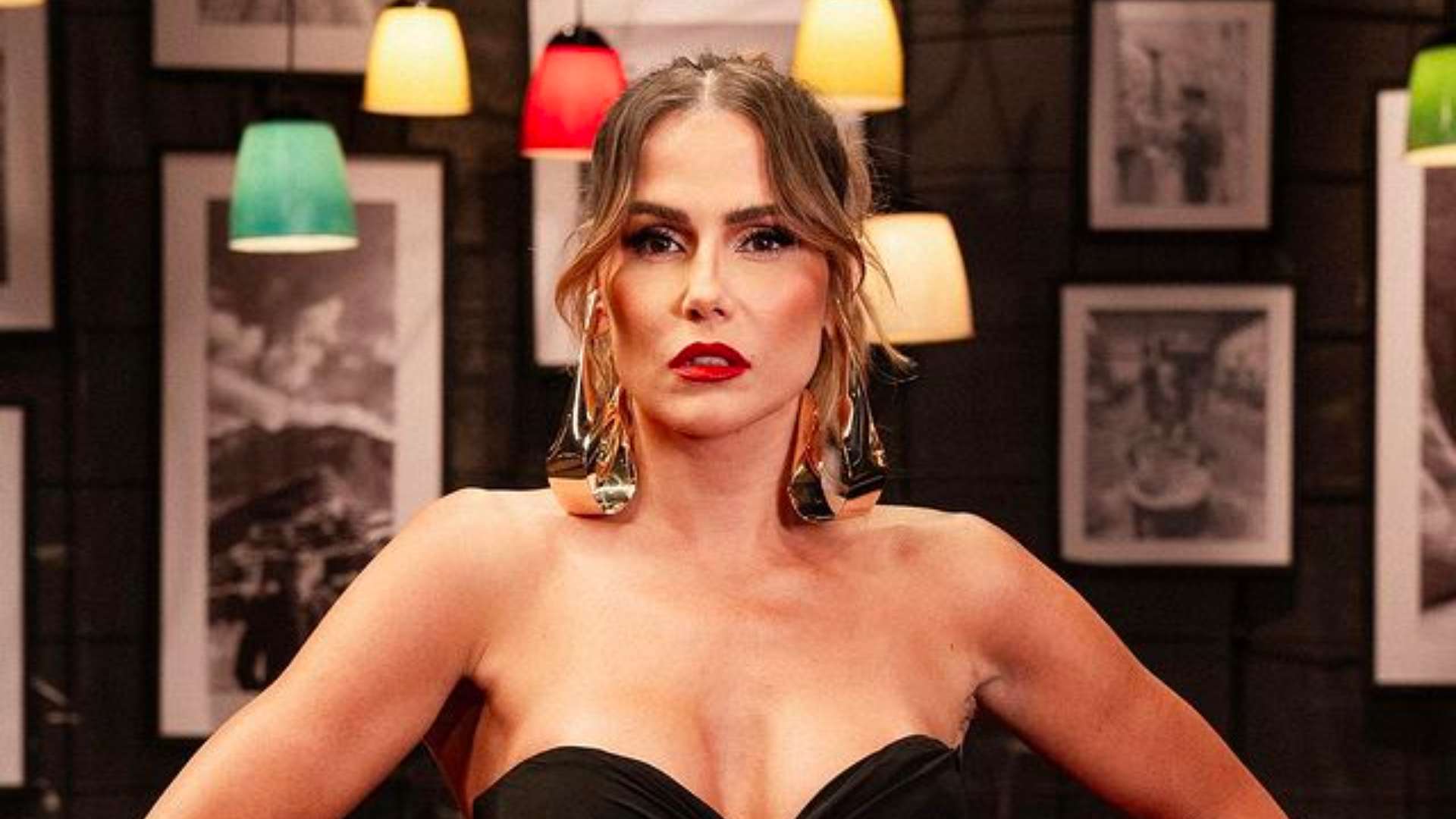Caos na internet: Deborah Secco desafia a censura ao posar completamente nua no Instagram e choca os fãs - Metropolitana FM