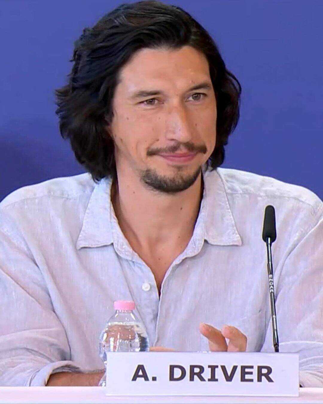 Adam Driver na 80º edição anual do Festival Internacional de Cinema de Veneza (Foto: Reprodução/Instagram)