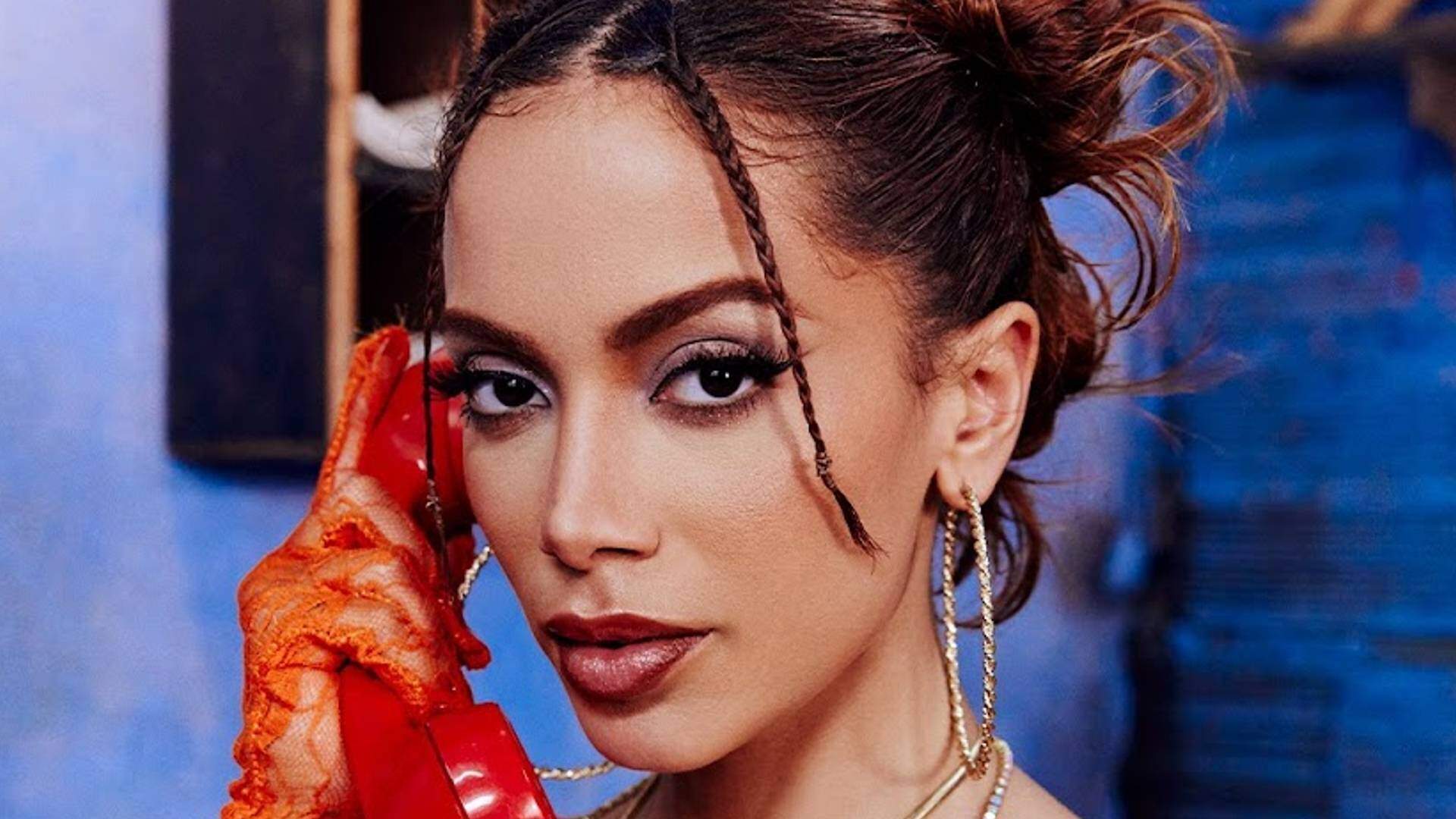 Anitta lança novo EP dedicado ao funk melody com clipe quente que retrata cantora em cenas polêmicas no RJ - Metropolitana FM