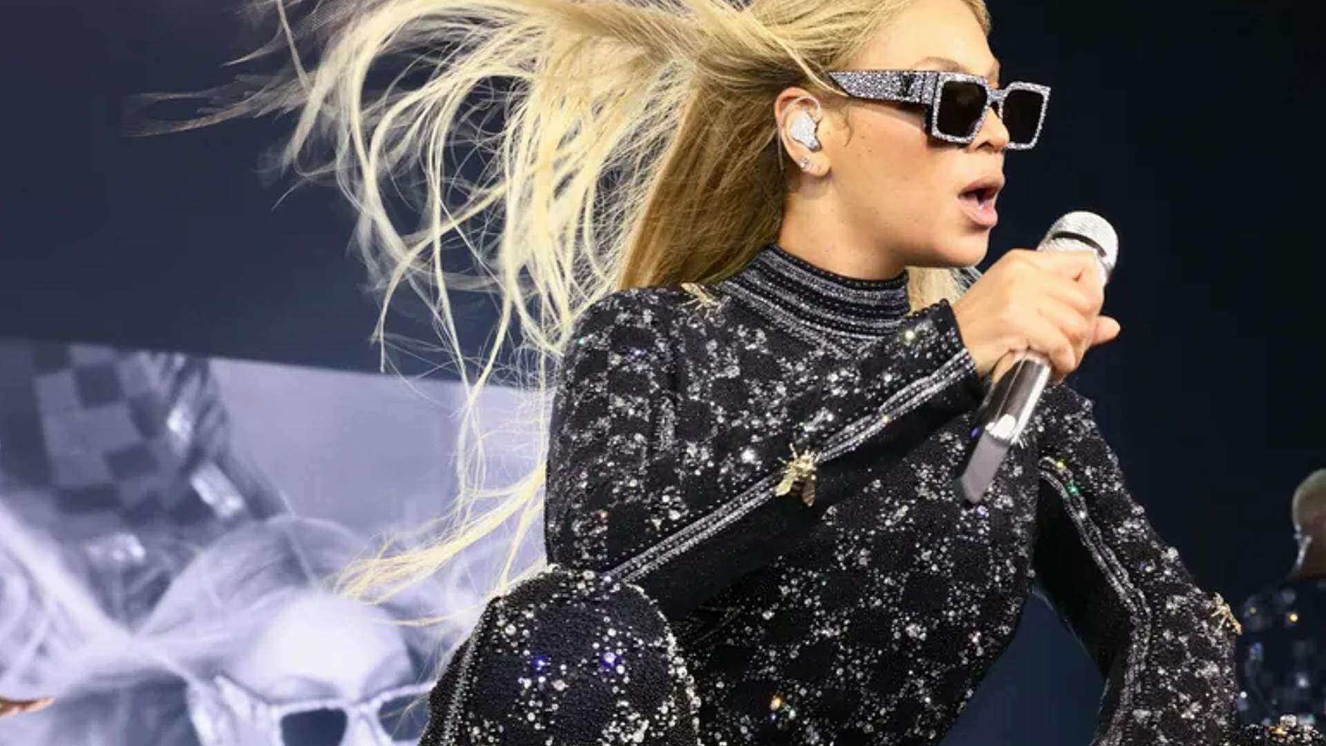 Beyoncé passa por perrengue nada chique em performance musical e apuro da artista após “problema técnico” viraliza - Metropolitana FM