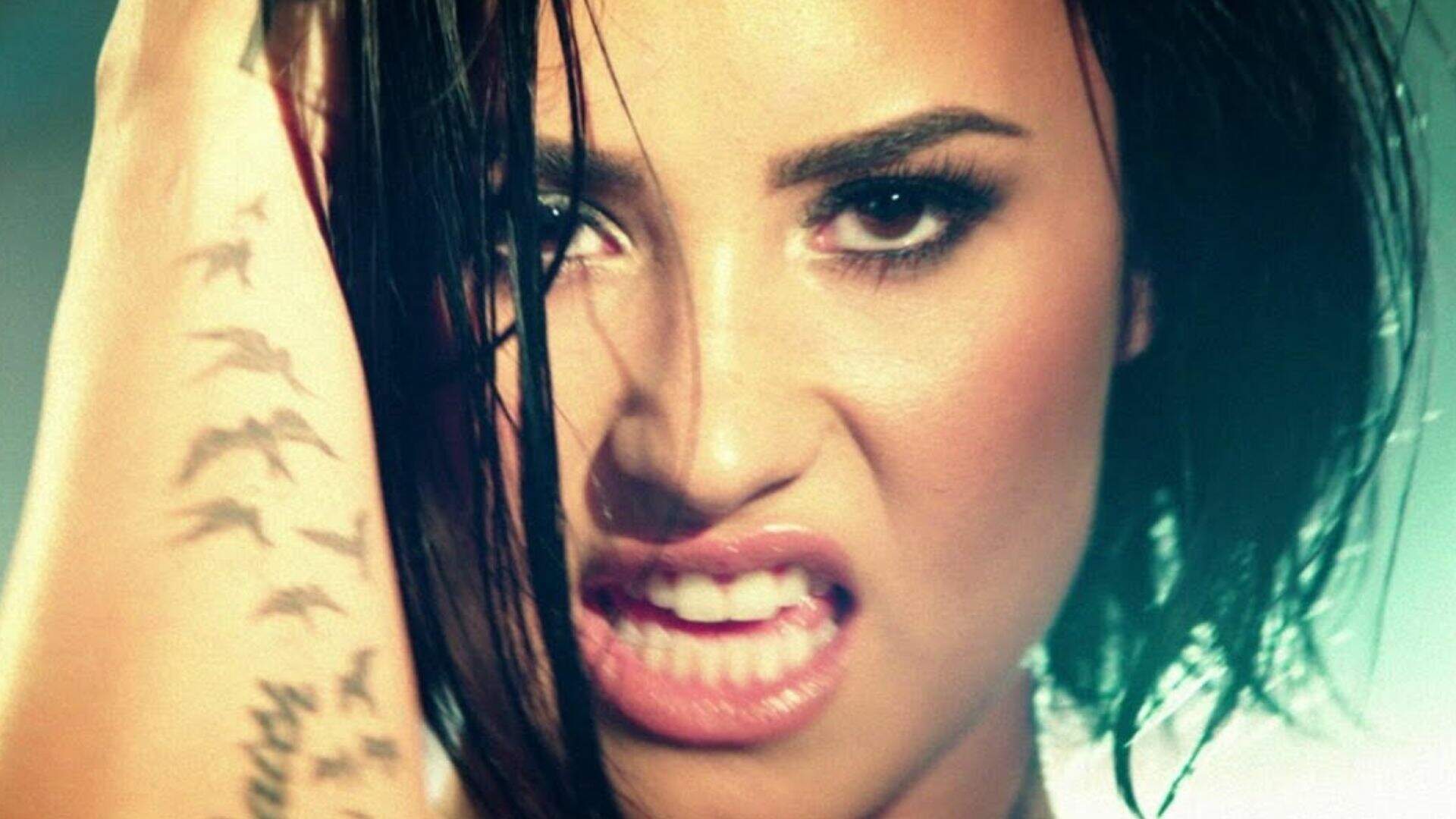 Demi Lovato anima fãs ao relançar mais um grande hit da sua carreira em versão rock; vem ouvir!