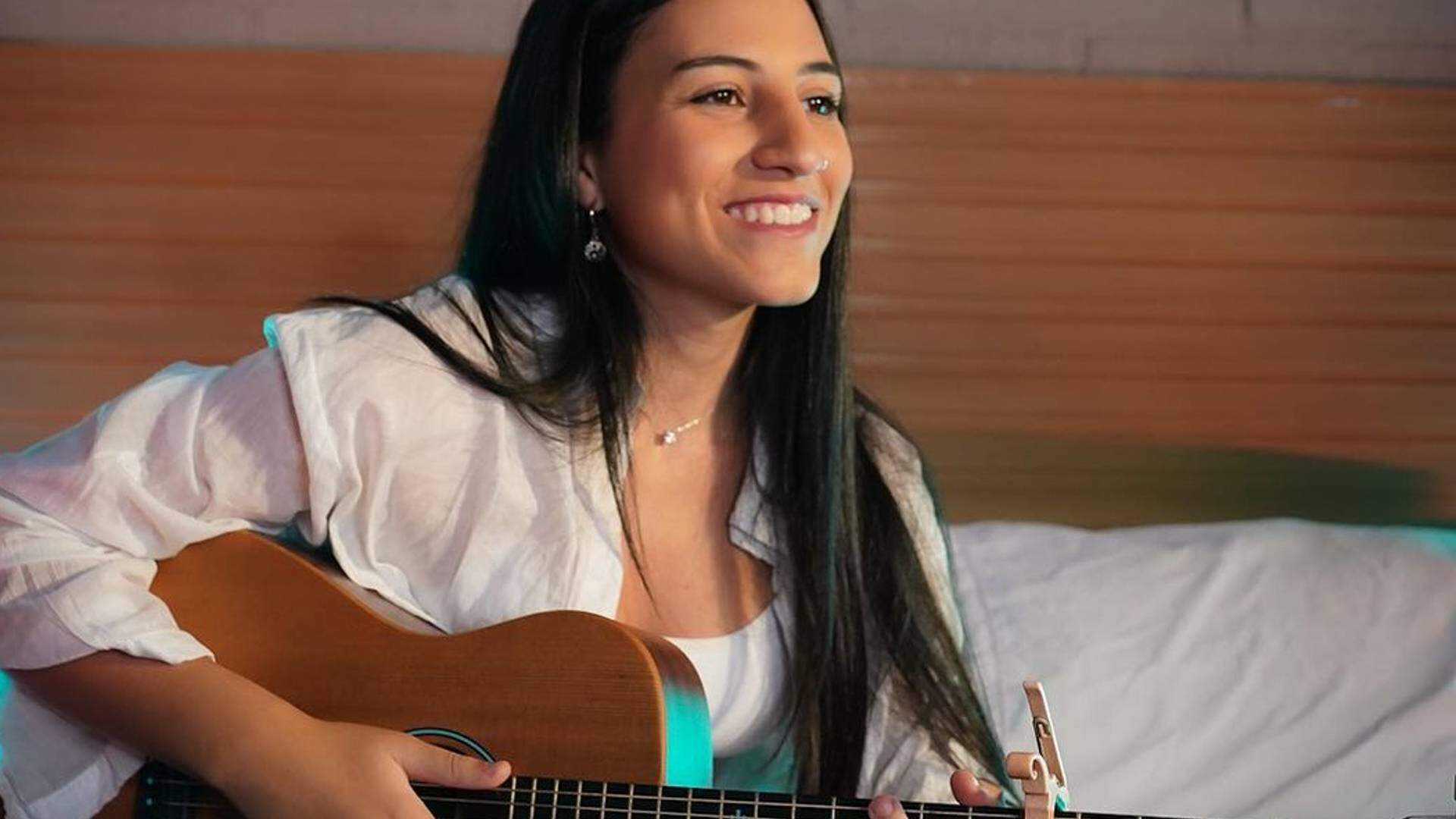 Conhece GIOLI? Jovem cantora desponta no cenário da música nacional e lança hit inspirado em brincadeira na rede social - Metropolitana FM