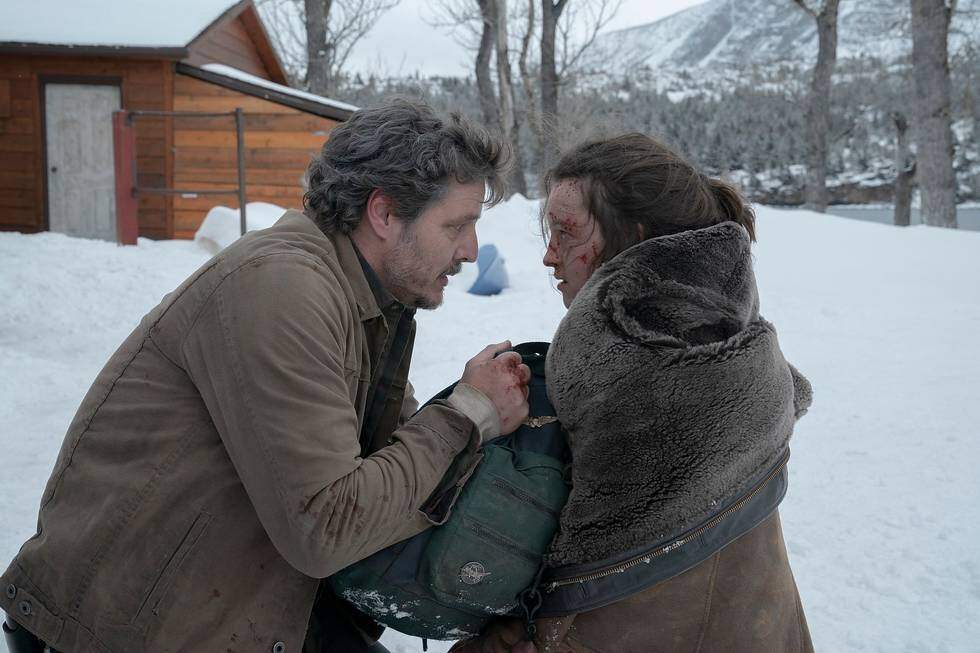 Pedro Pascal e Bella Ramsey na primeira temporada de “The Last of Us” (Foto: Liane Hentscher/HBO)