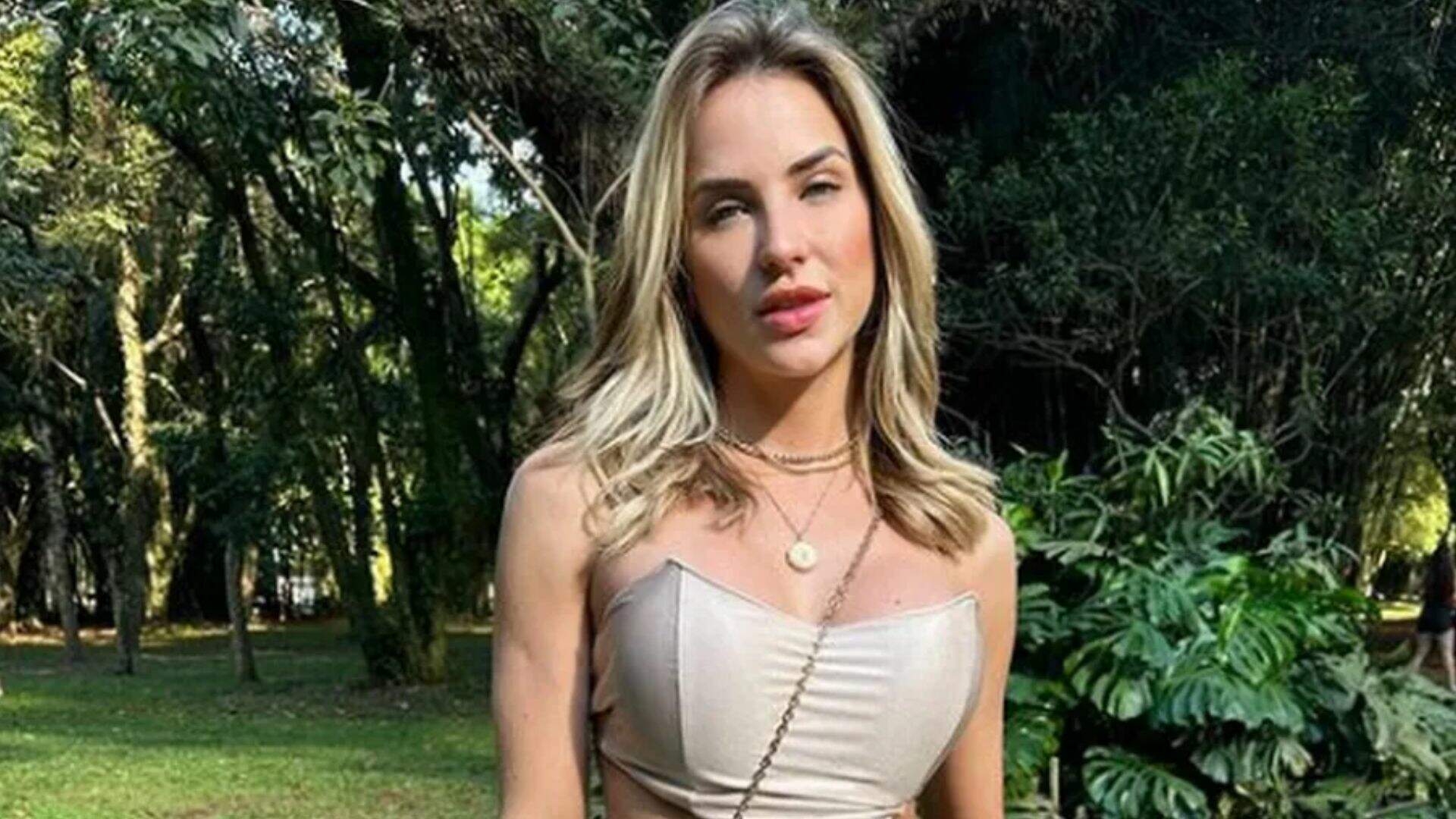 Transparência polêmica! Gabi Martins usa vestido ousado no casamento da irmã e é detonada - Metropolitana FM