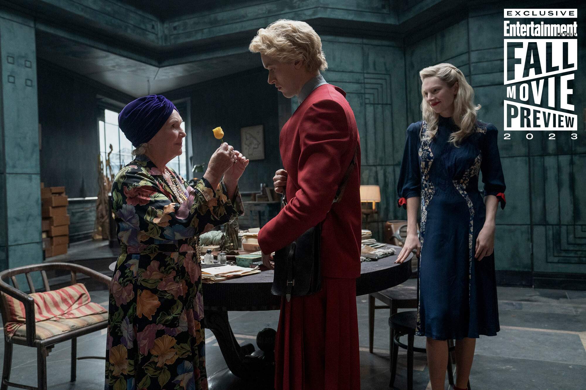 Fionnula Flanagan é a avó de Coriolanus Snow (Tom Blyth) e Tigris (Hunter Schafer) em “Jogos Vorazes: A Cantiga dos Pássaros e das Serpentes” (Foto: Murray Close/Lionsgate)