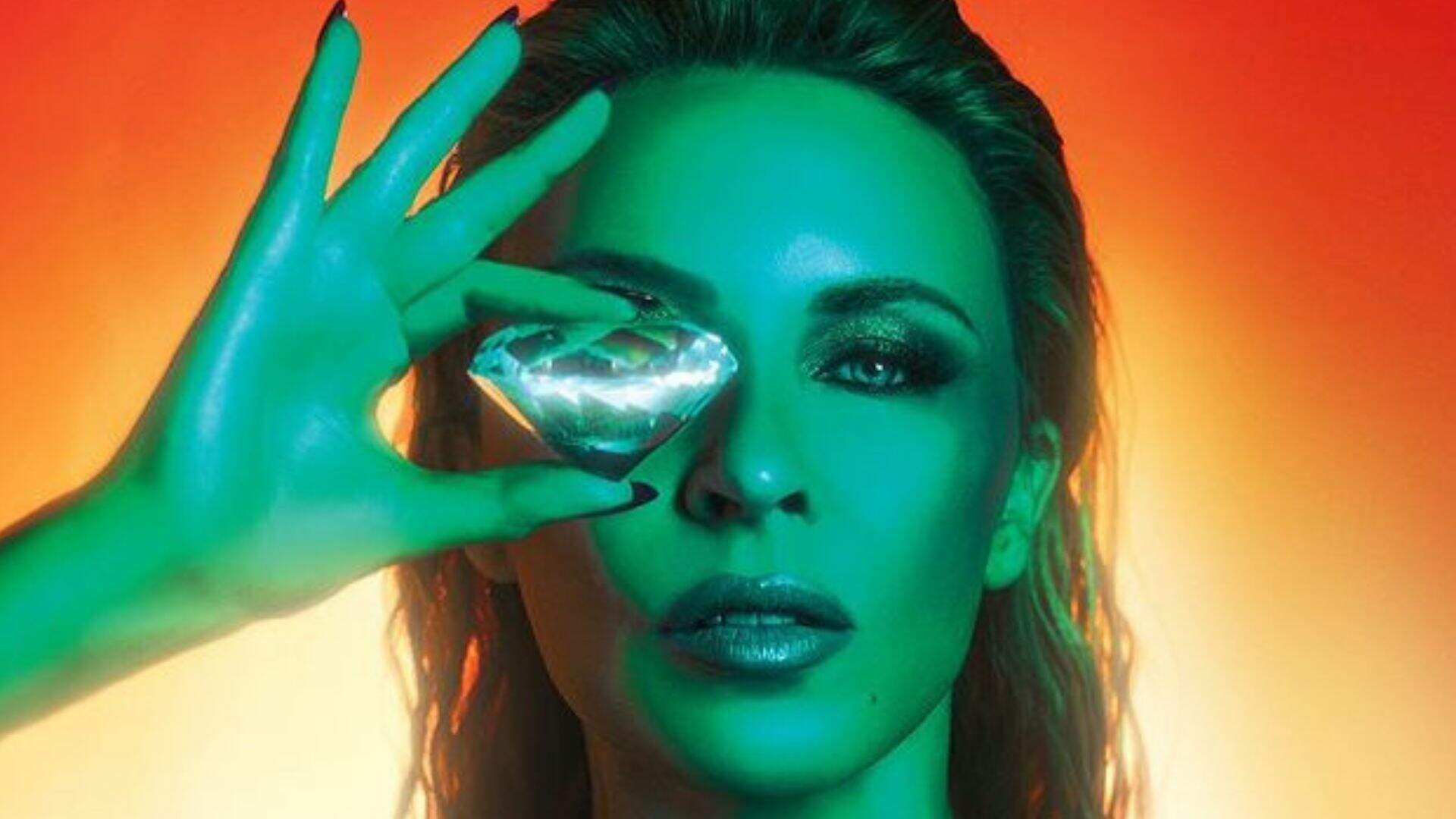 Kylie Minogue faz todo mundo dançar com álbum energético e empolgante do início ao fim; escute “Tension” - Metropolitana FM