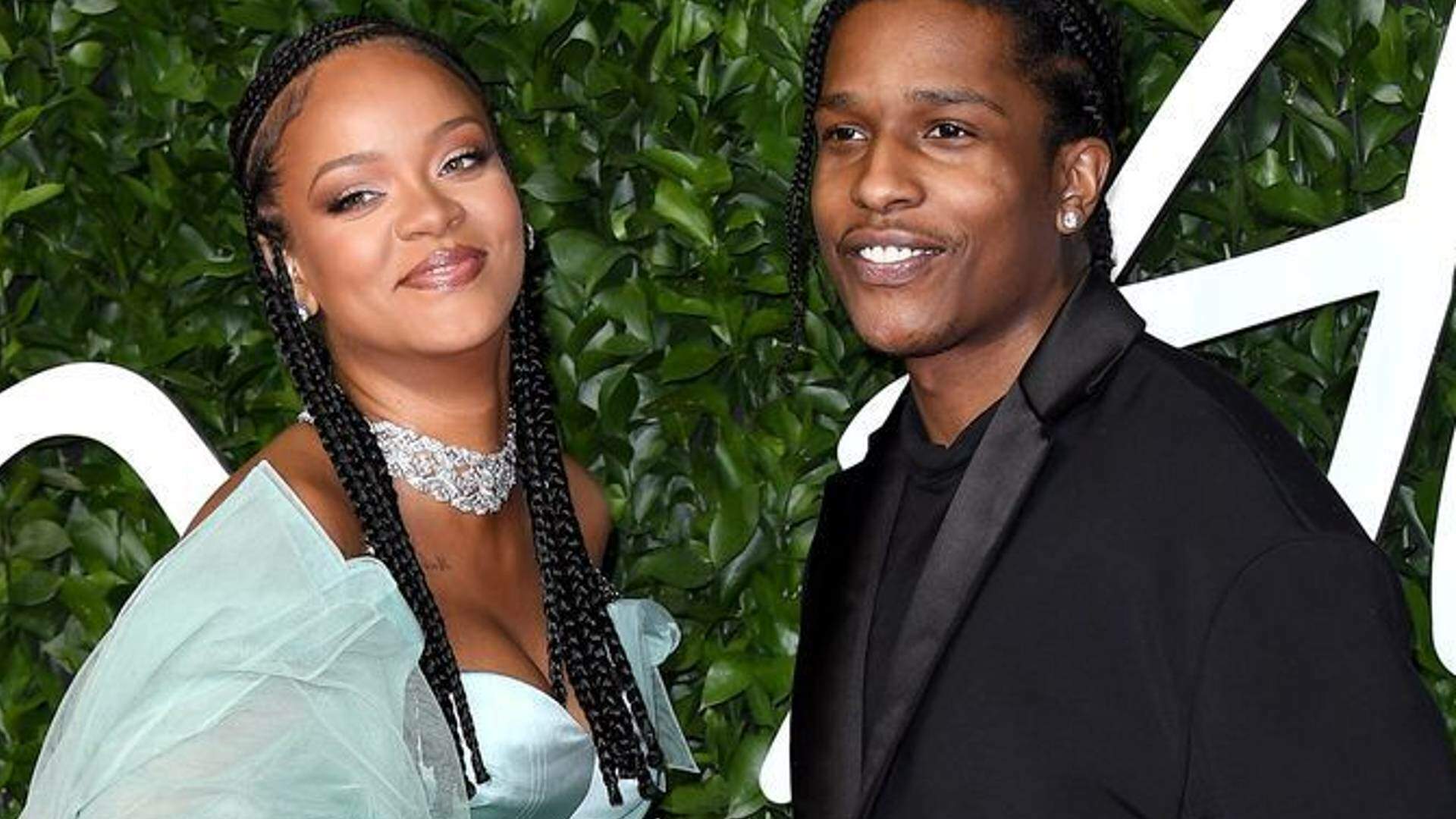 Rihanna e A$AP Rocky mostram rosto do segundo filho pela primeira vez em ensaio fotográfico especial que emociona web - Metropolitana FM