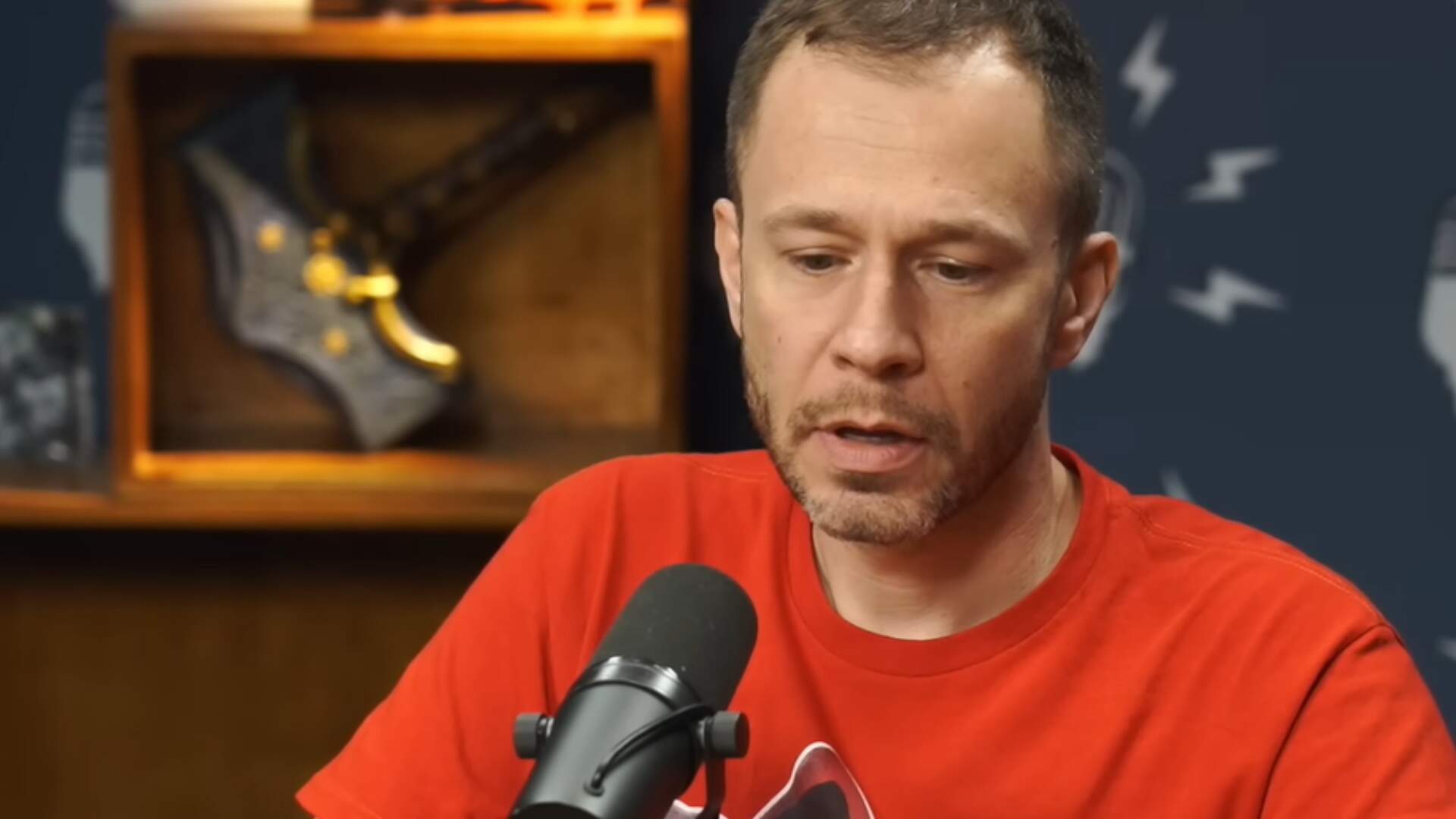 Tiago Leifert diz que Globo ofereceu dinheiro e implorou para que ele ficasse no BBB: “Mudaria minha vida” - Metropolitana FM