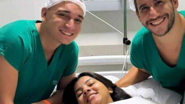 Após cirurgia de emergência de Ary Mirelle, João Gomes atualiza estado de saúde da namorada