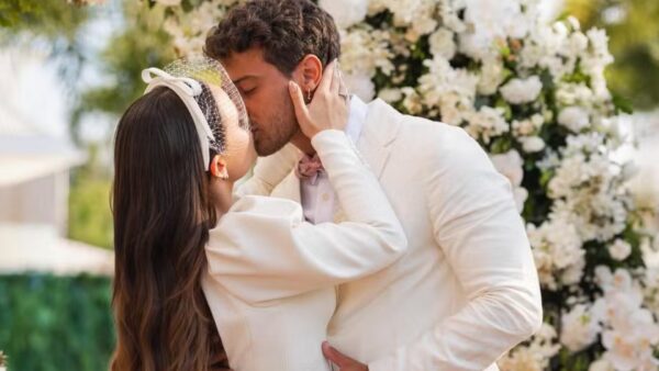 Larissa Manoela e André Luiz Frambach se casam em segredo; confira as imagens da cerimônia